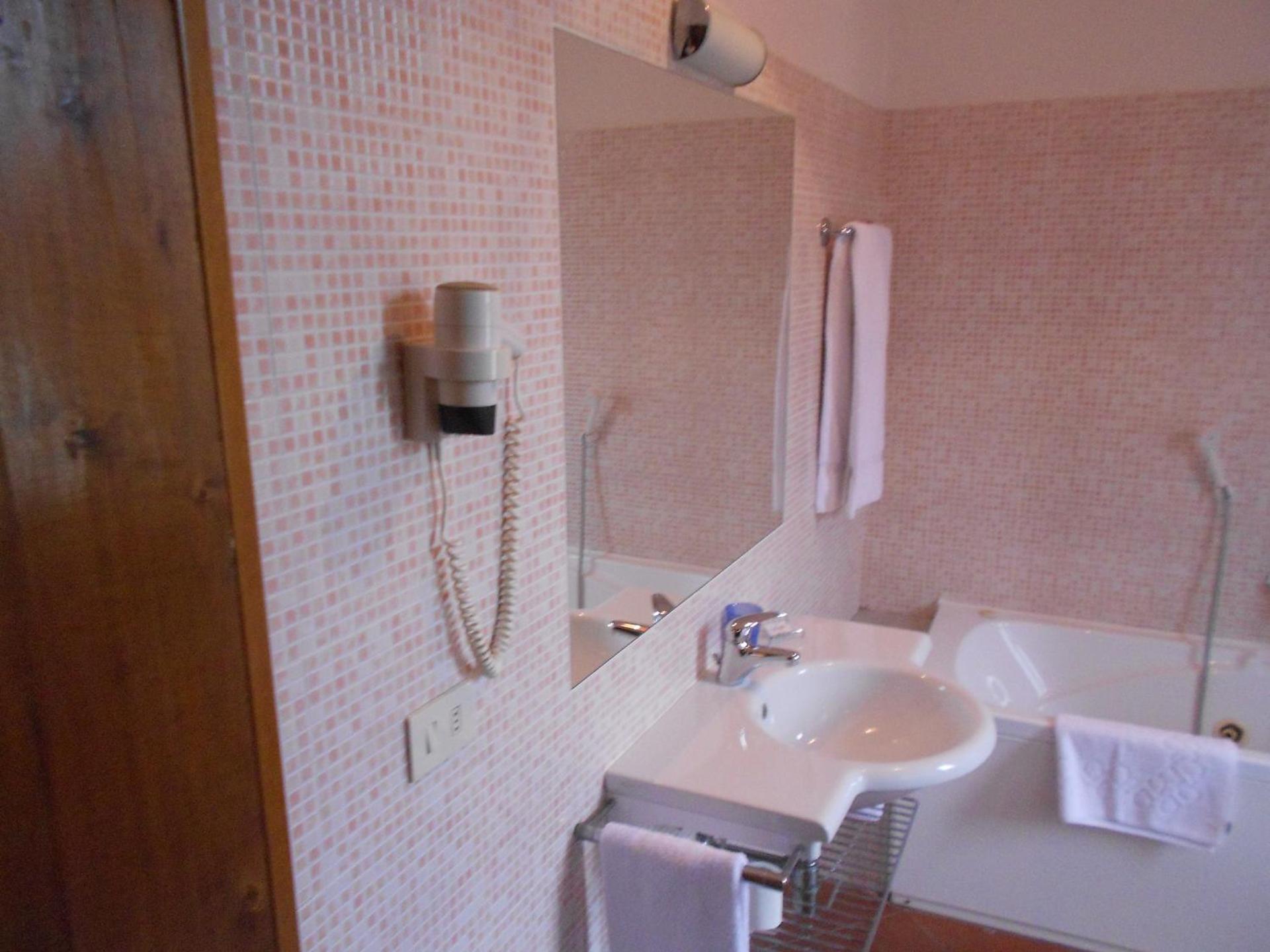 Albergo Casa Al Sole - Photo 15