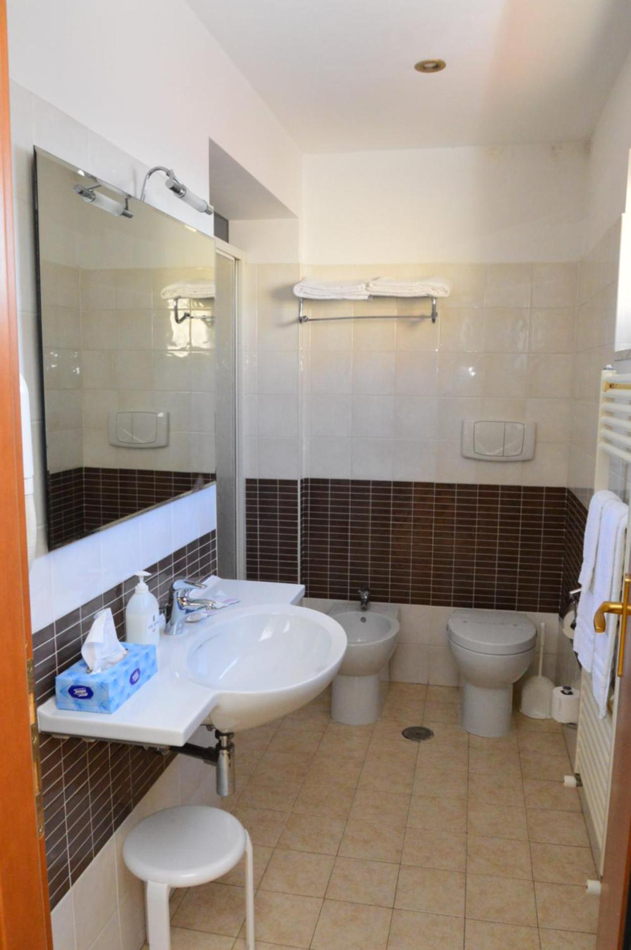 Hotel Altavilla - Photo 23