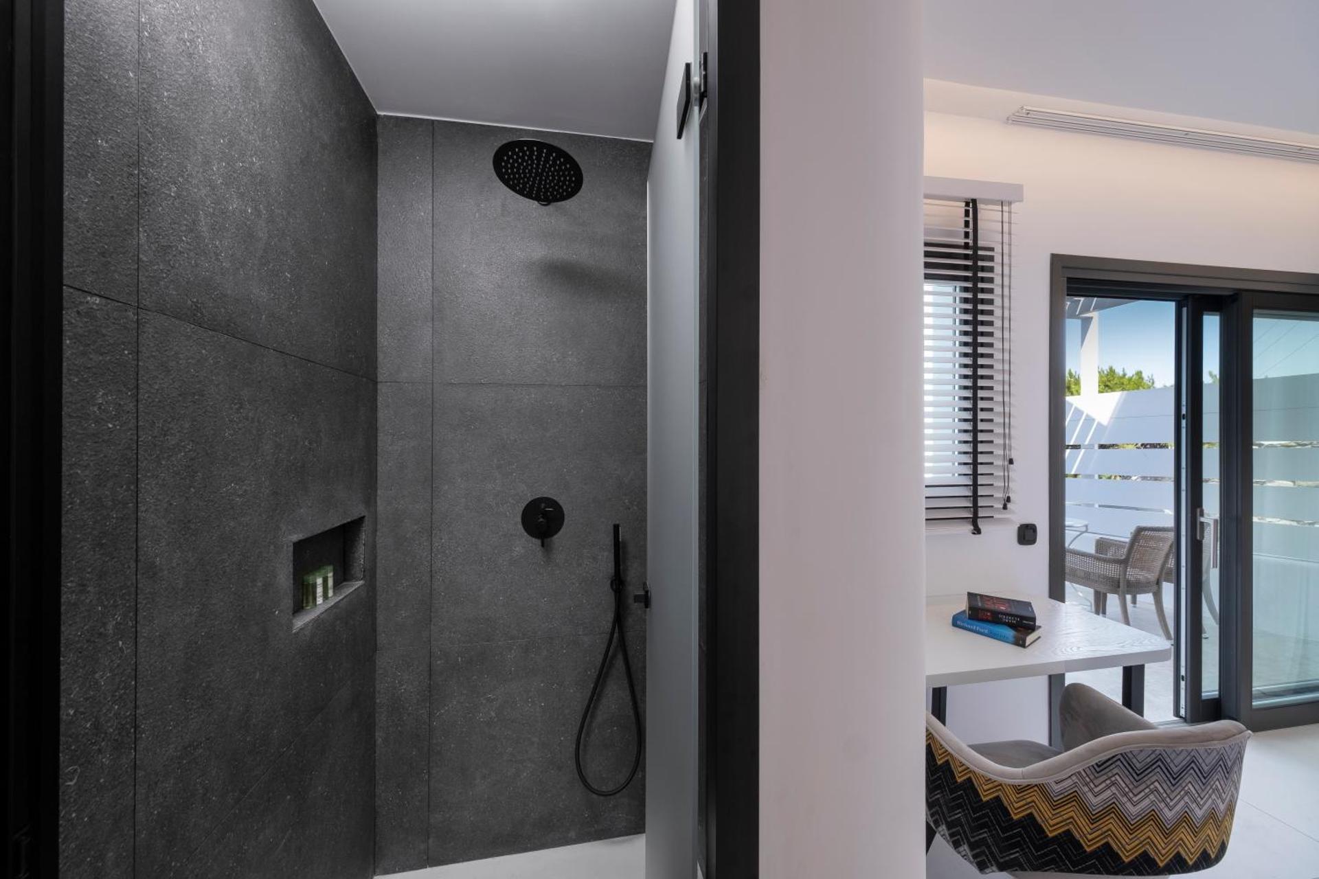 Deliades Hotel - Photo 154