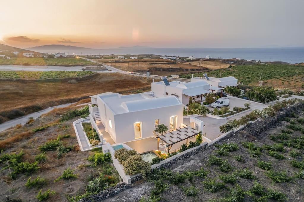 East Side Villa - Photo 26