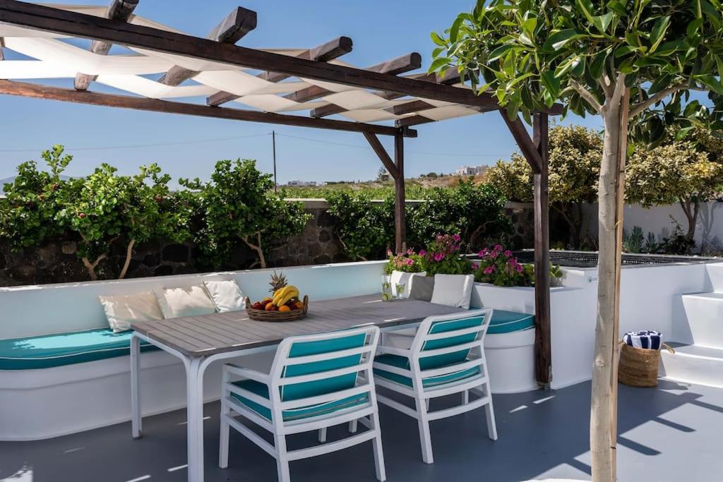 East Side Villa - Photo 15