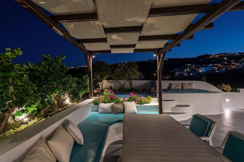 East Side Villa - Photo 58