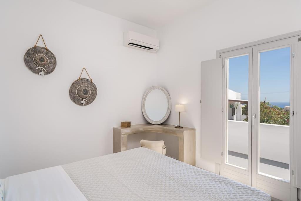 East Side Villa - Photo 3