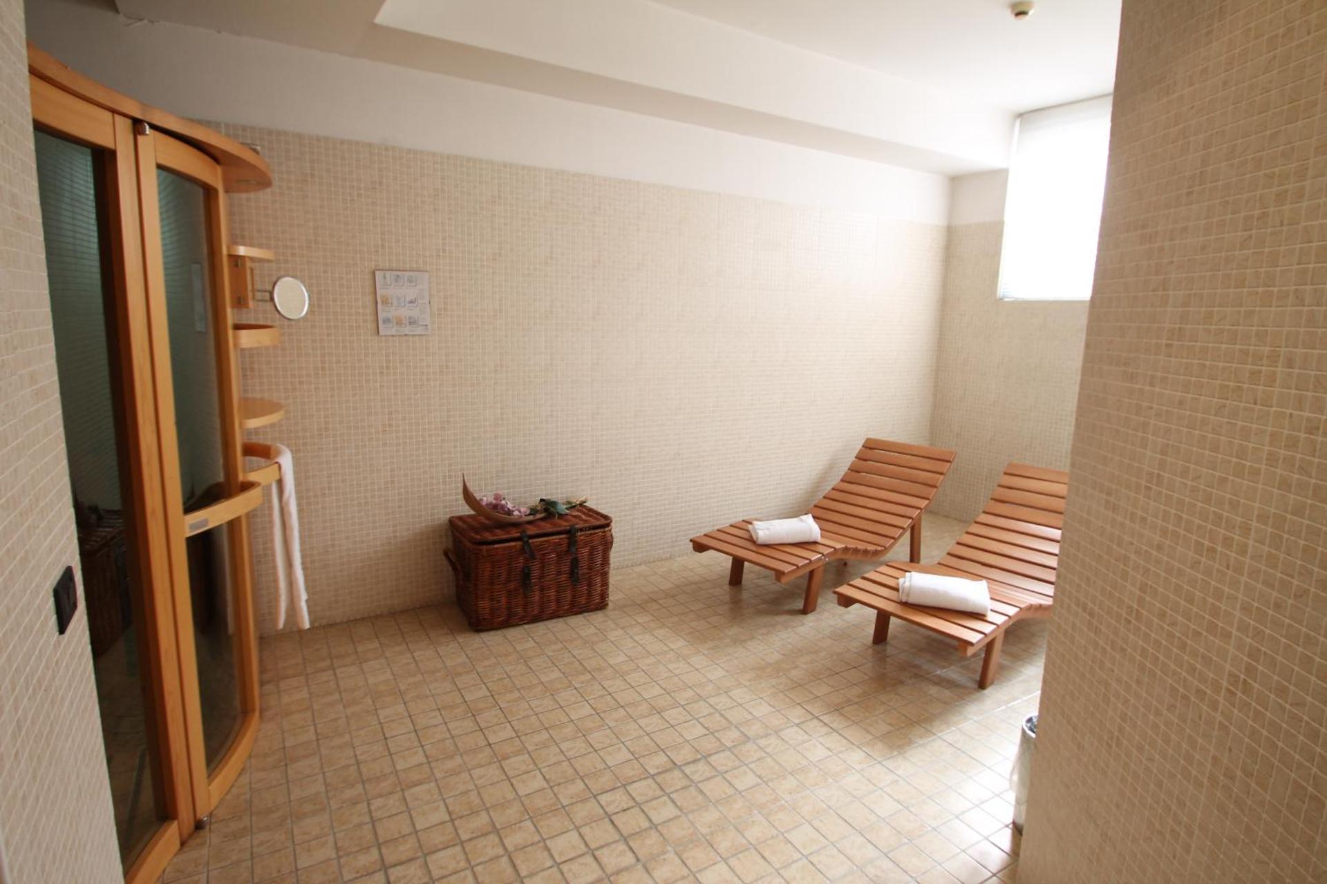 MH Hotel Piacenza Fiera - Photo 33