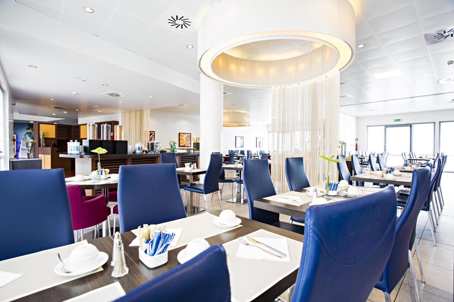 Novotel Milano Malpensa Aeroporto - Photo 89