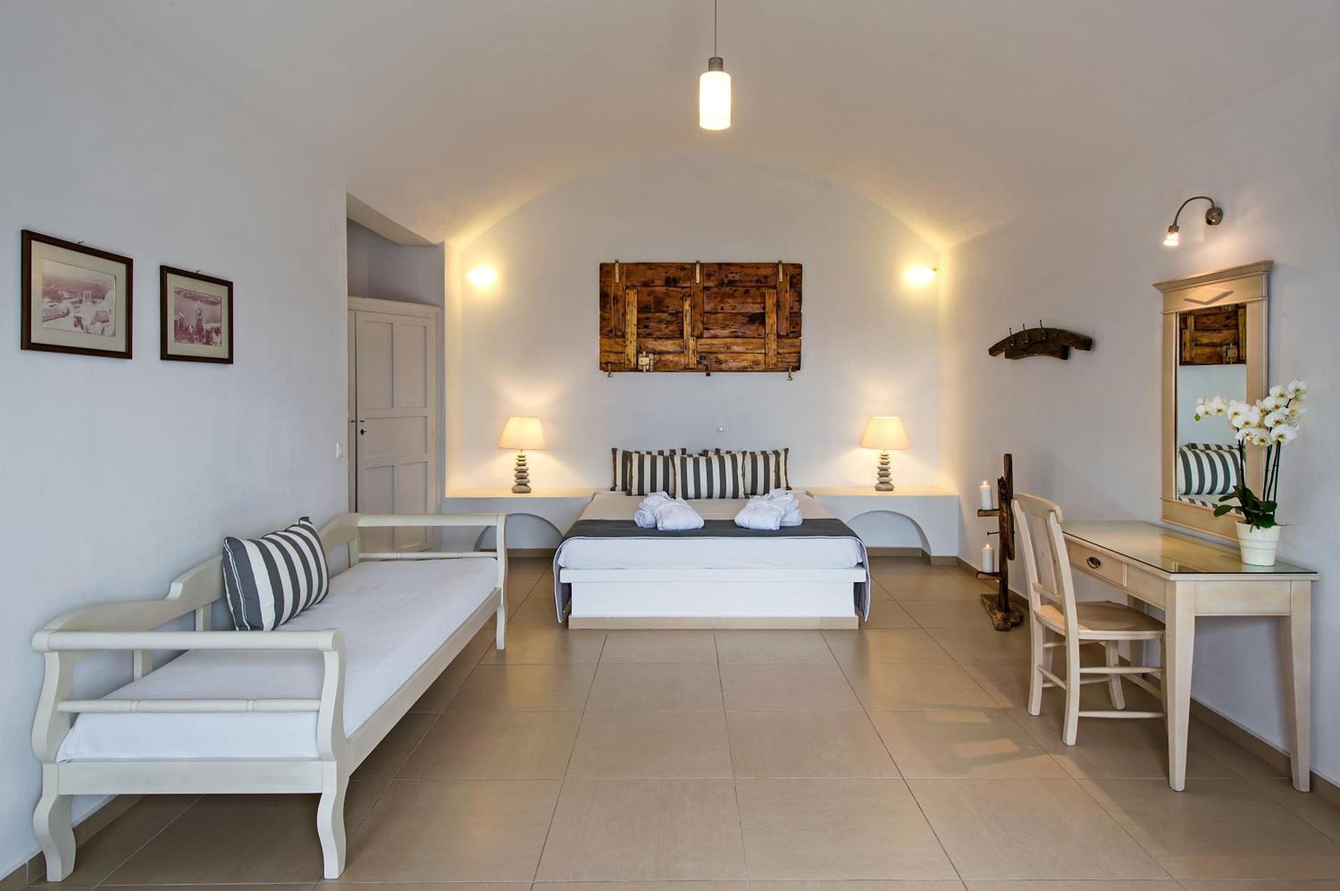 Double Room with Sea and Garden View