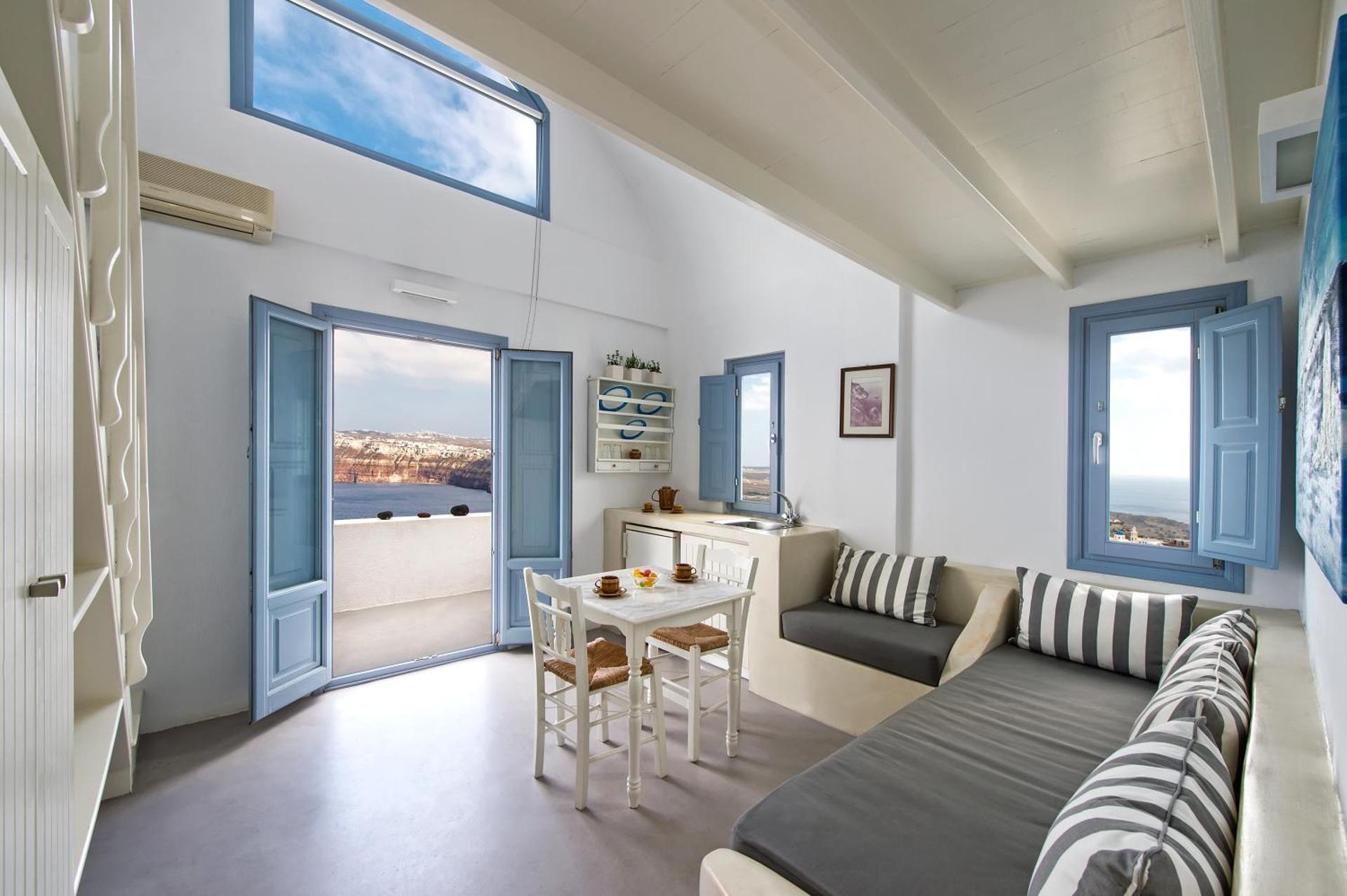 Executive Suite with Panoramic Caldera View