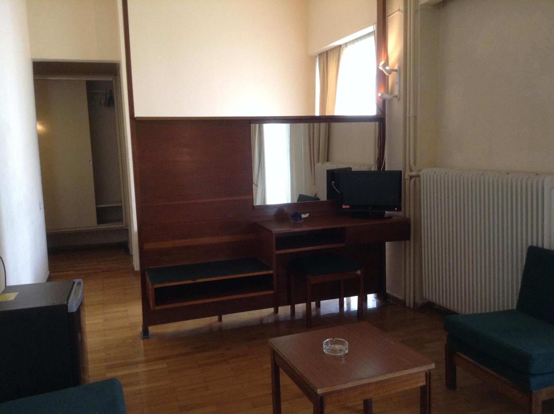 Hotel Alexandros - Photo 19