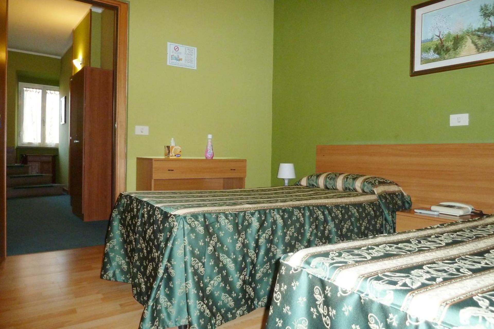 Hotel Sutrium - Photo 21