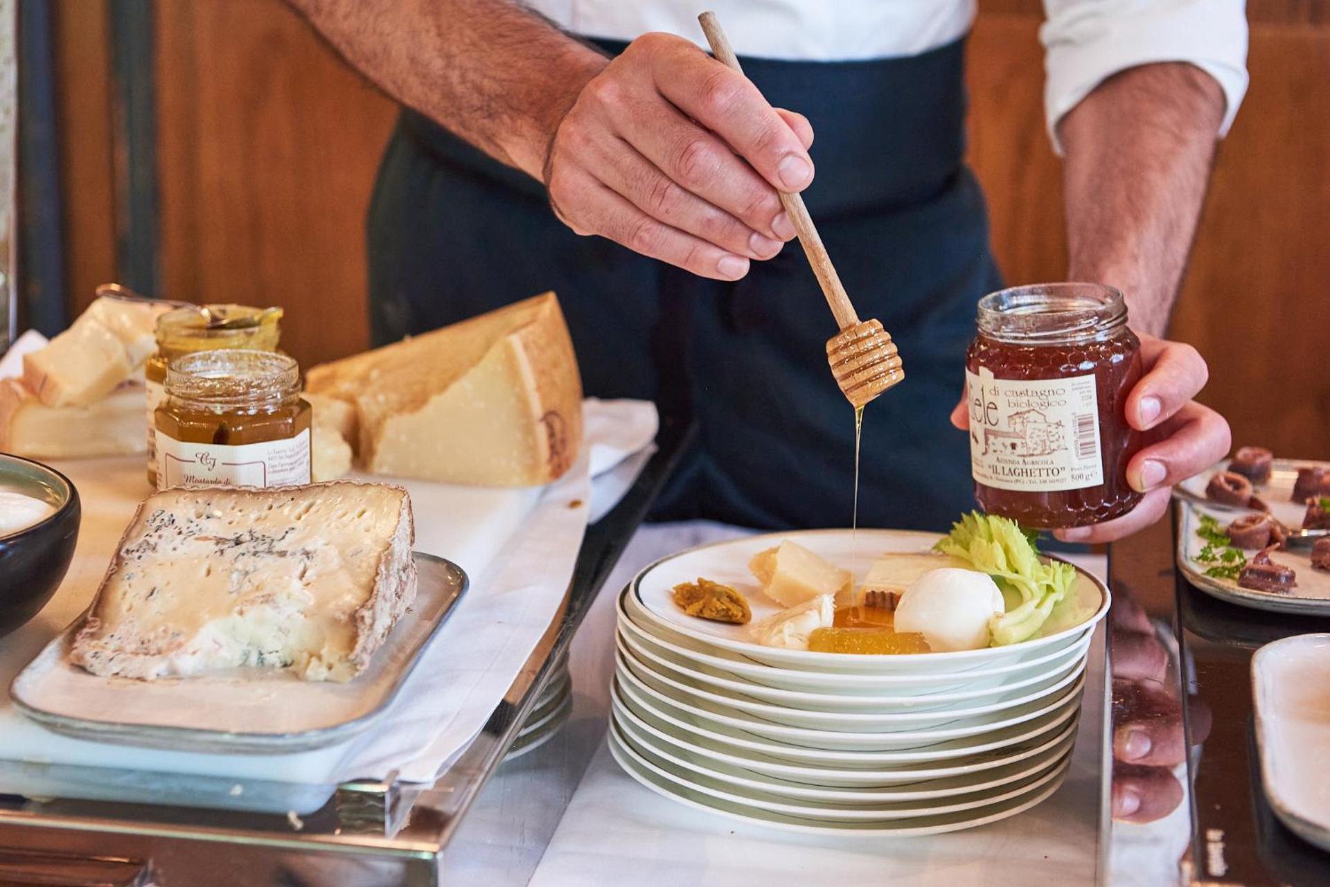 Hotel de la Ville Monza - Small Luxury Hotels of the World - Photo 26