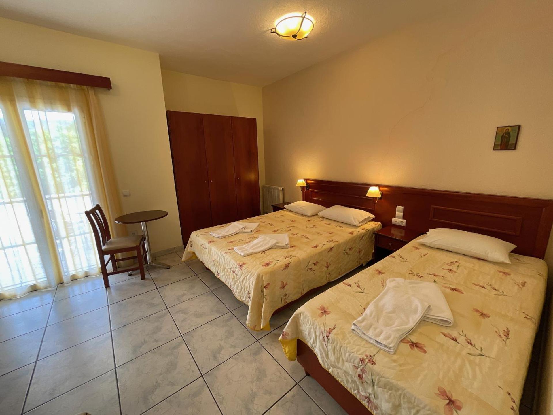 Venardos Hotel - Photo 45
