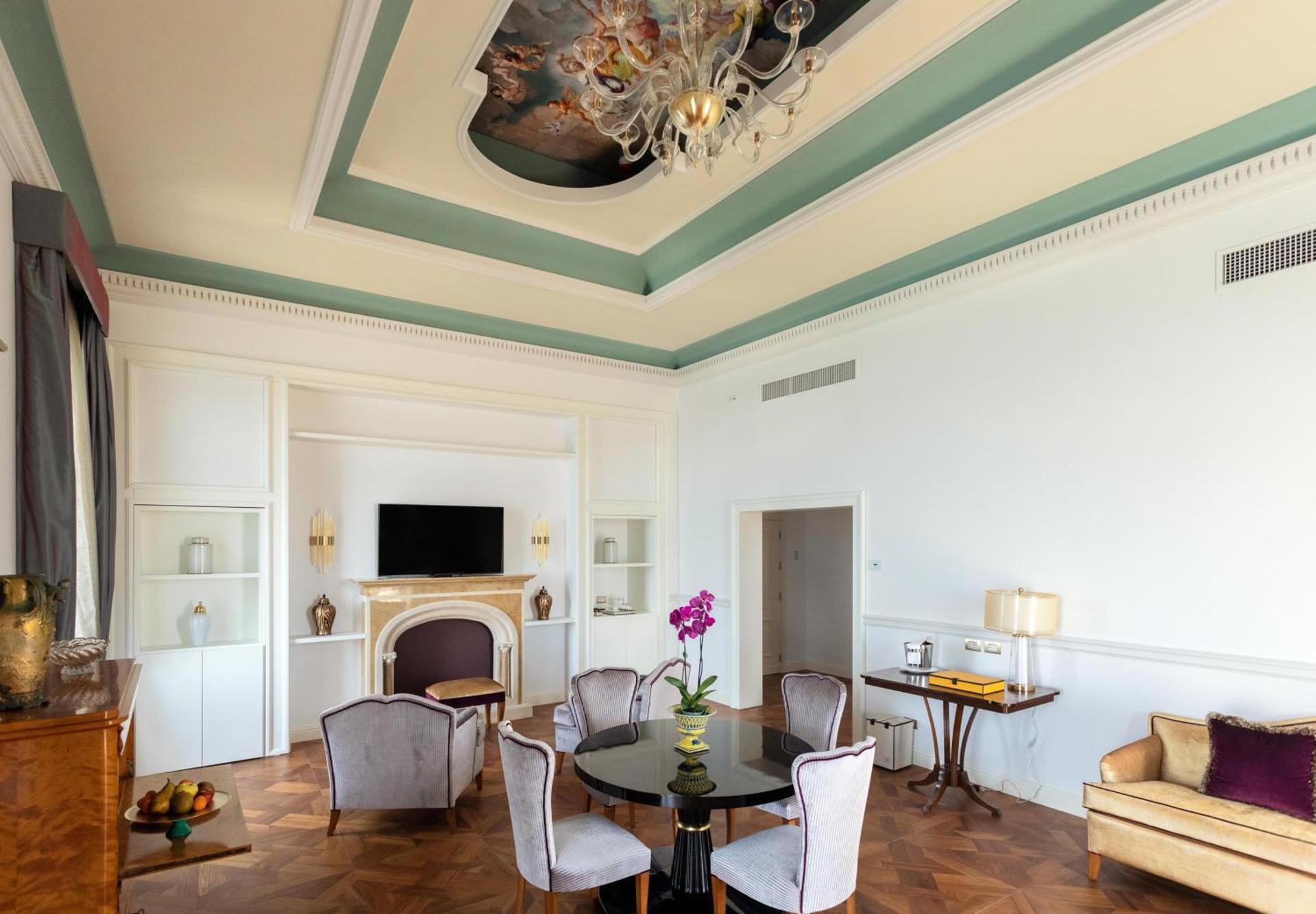 Grand Hotel Des Etrangers- The Leading Hotels of the World - Photo 55