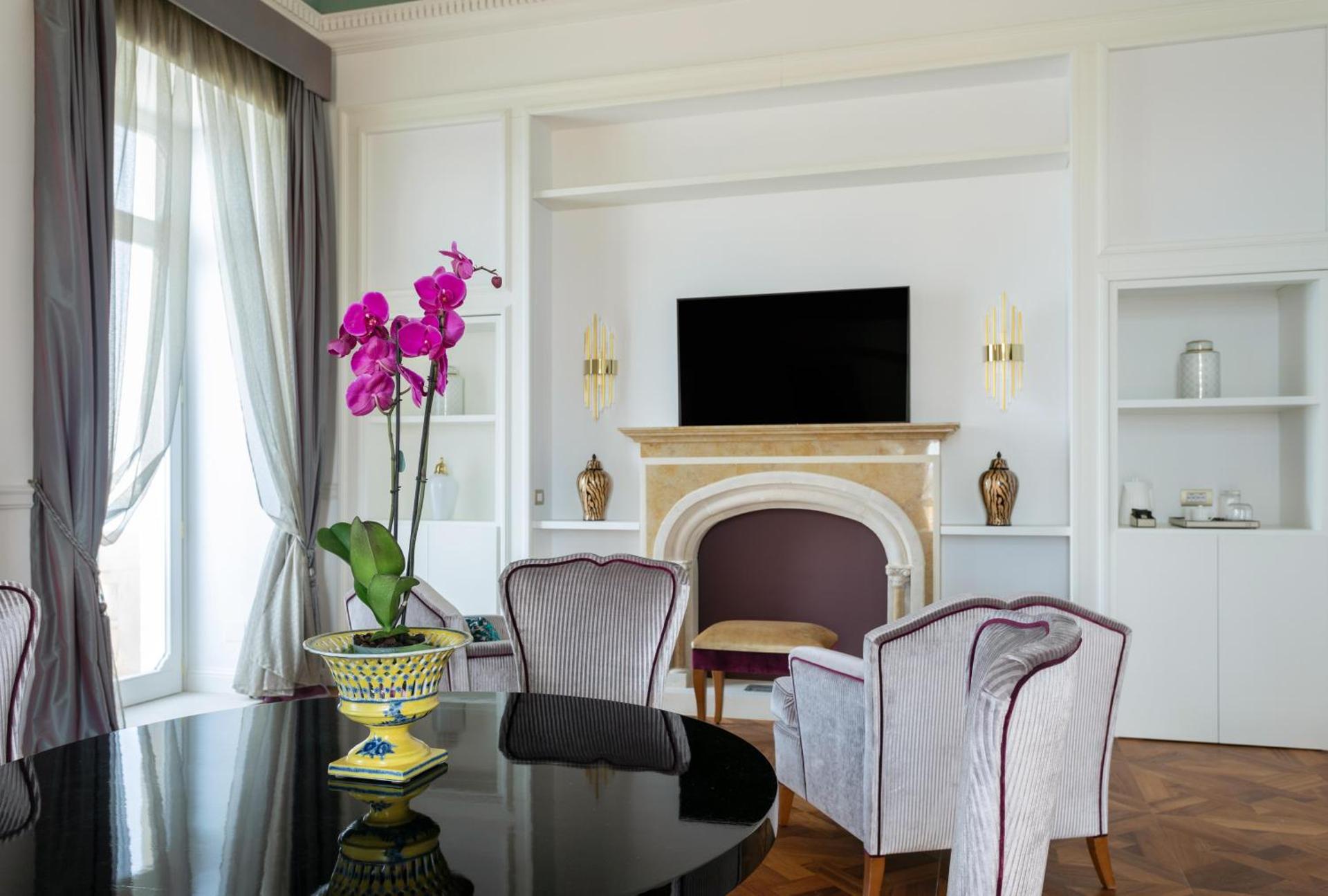 Grand Hotel Des Etrangers- The Leading Hotels of the World - Photo 32