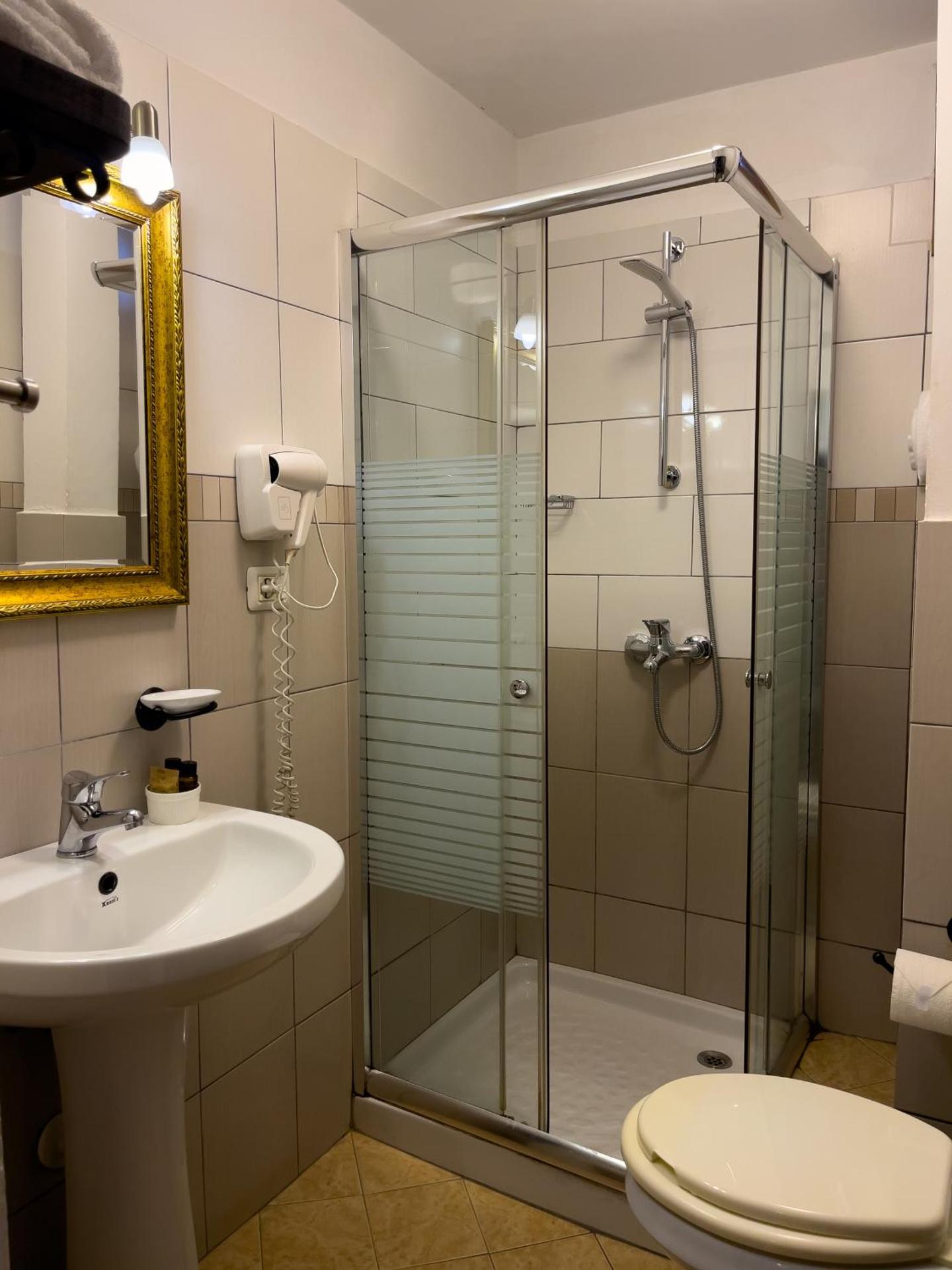 Hotel Mangalemi - Photo 4