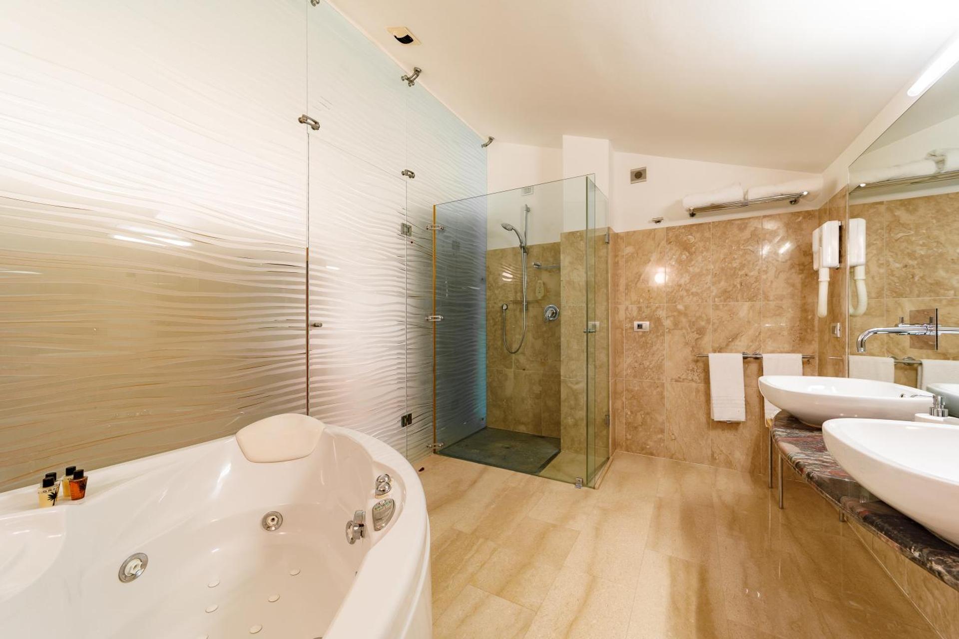 Alberi del Paradiso - Photo 104