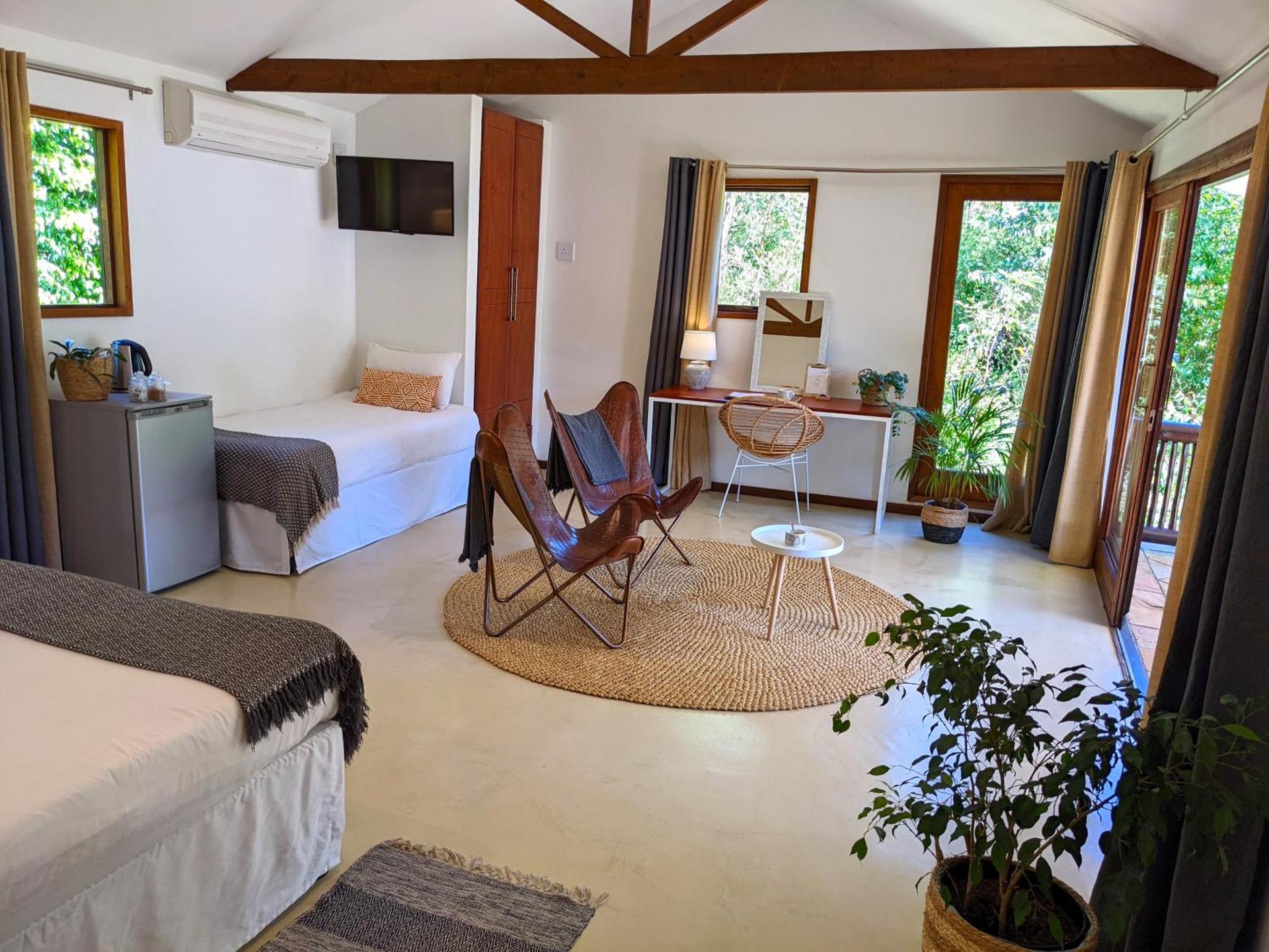 Silverstone Lodge - Photo 33