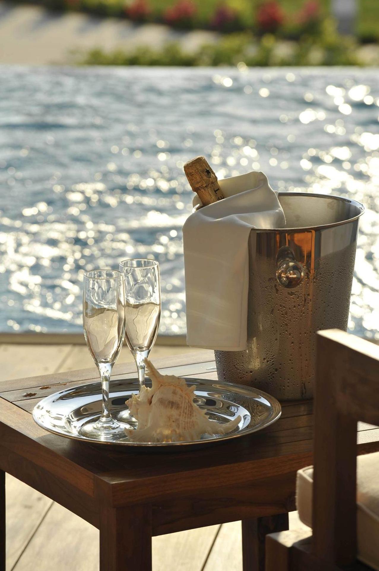 Constantinou Bros Asimina Suites Hotel - Photo 16