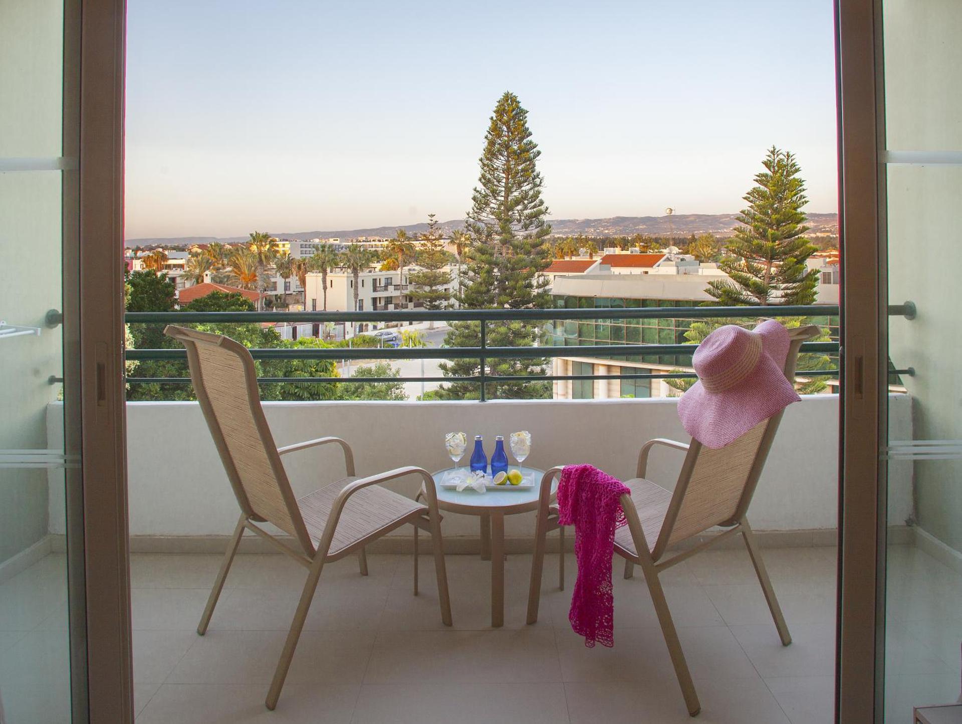 Louis Imperial Beach - Photo 12