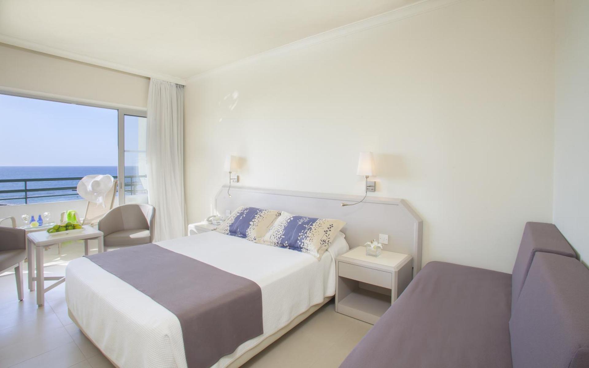 Louis Imperial Beach - Photo 19