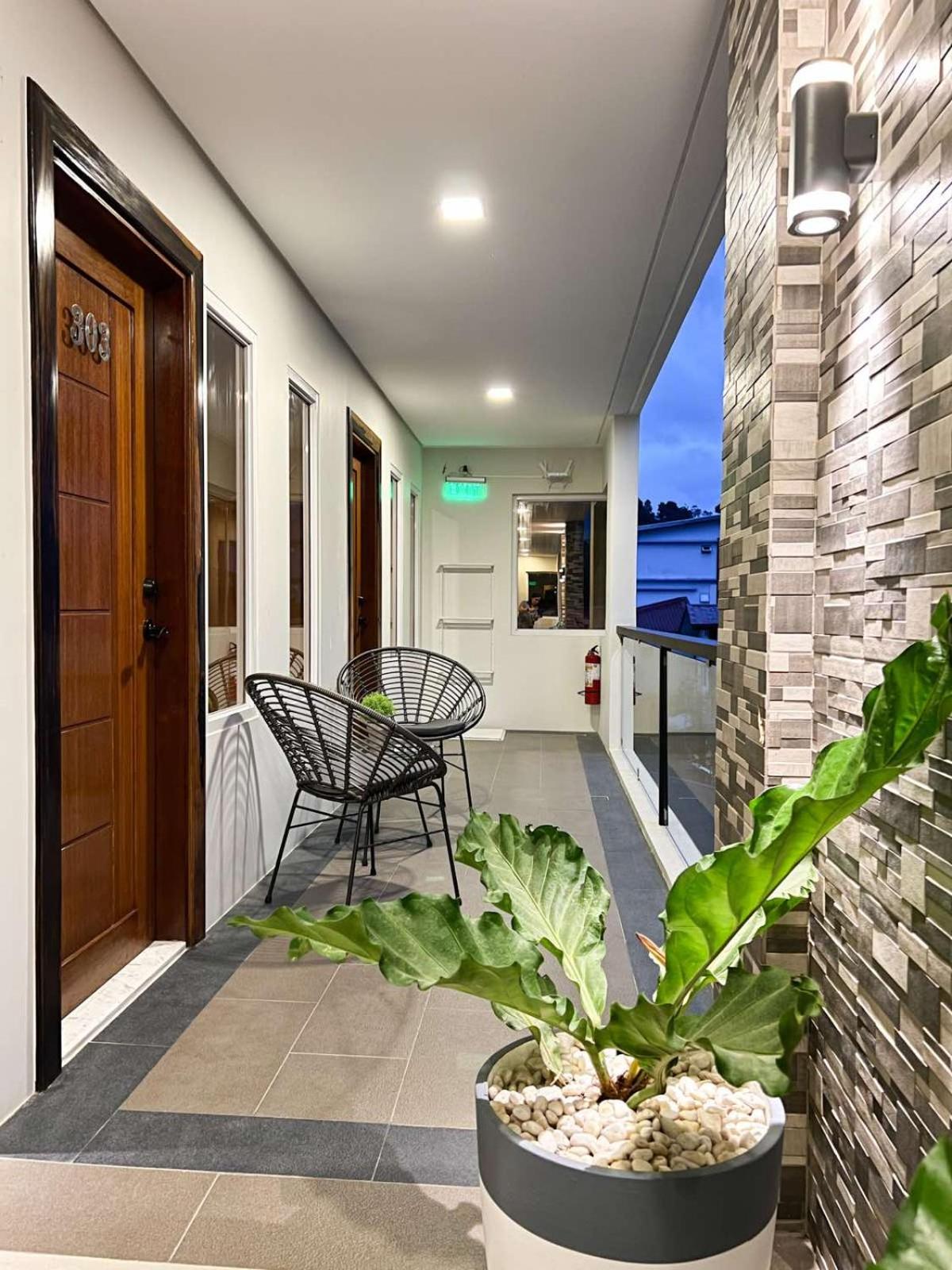 Bill Tourist Inn - Photo 52