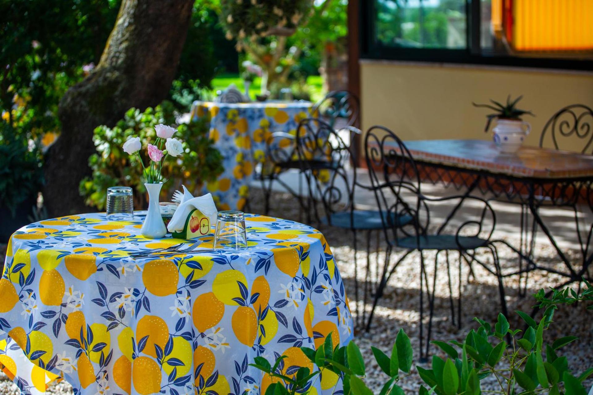 I Lecci Guesthouse - Photo 225