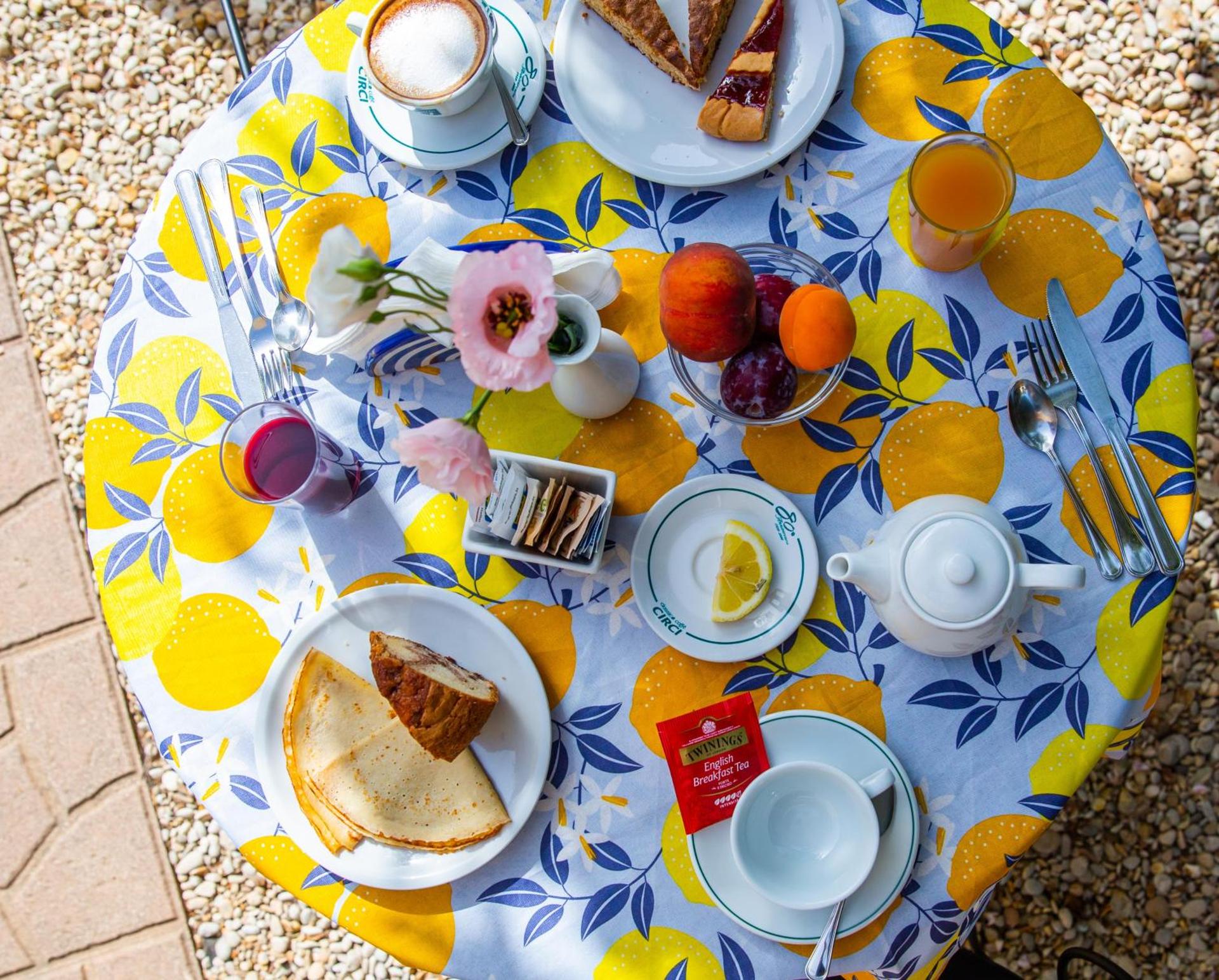 I Lecci Guesthouse - Photo 261