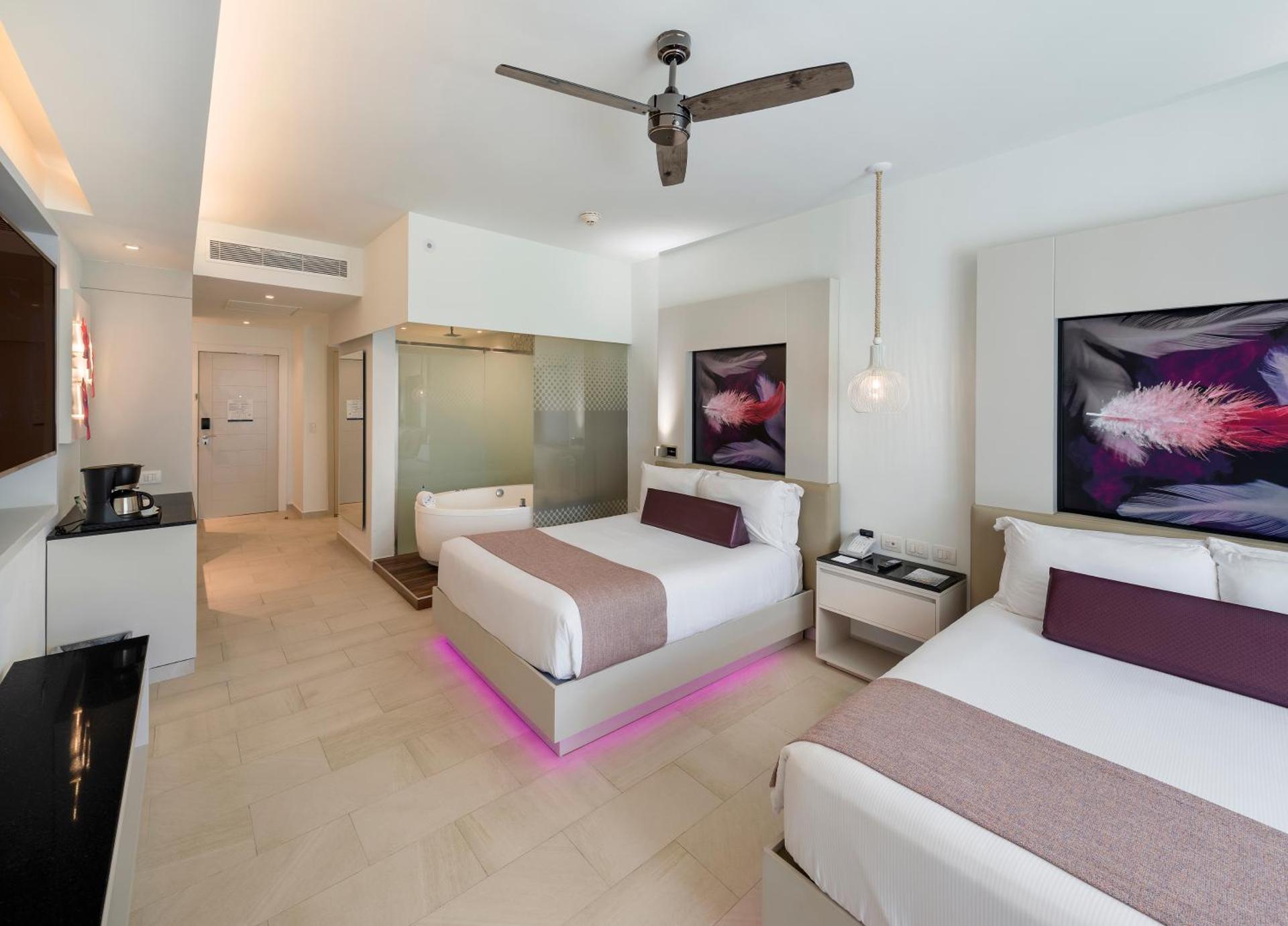 Royalton CHIC Punta Cana, An Autograph Collection All-Inclusive Resort & Casino, Adults Only - Photo 25
