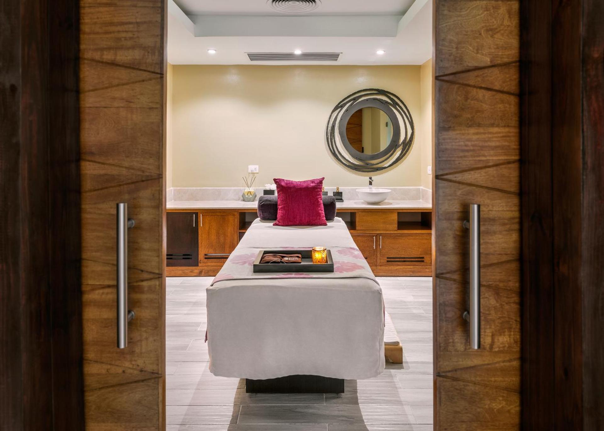 Royalton CHIC Punta Cana, An Autograph Collection All-Inclusive Resort & Casino, Adults Only - Photo 128