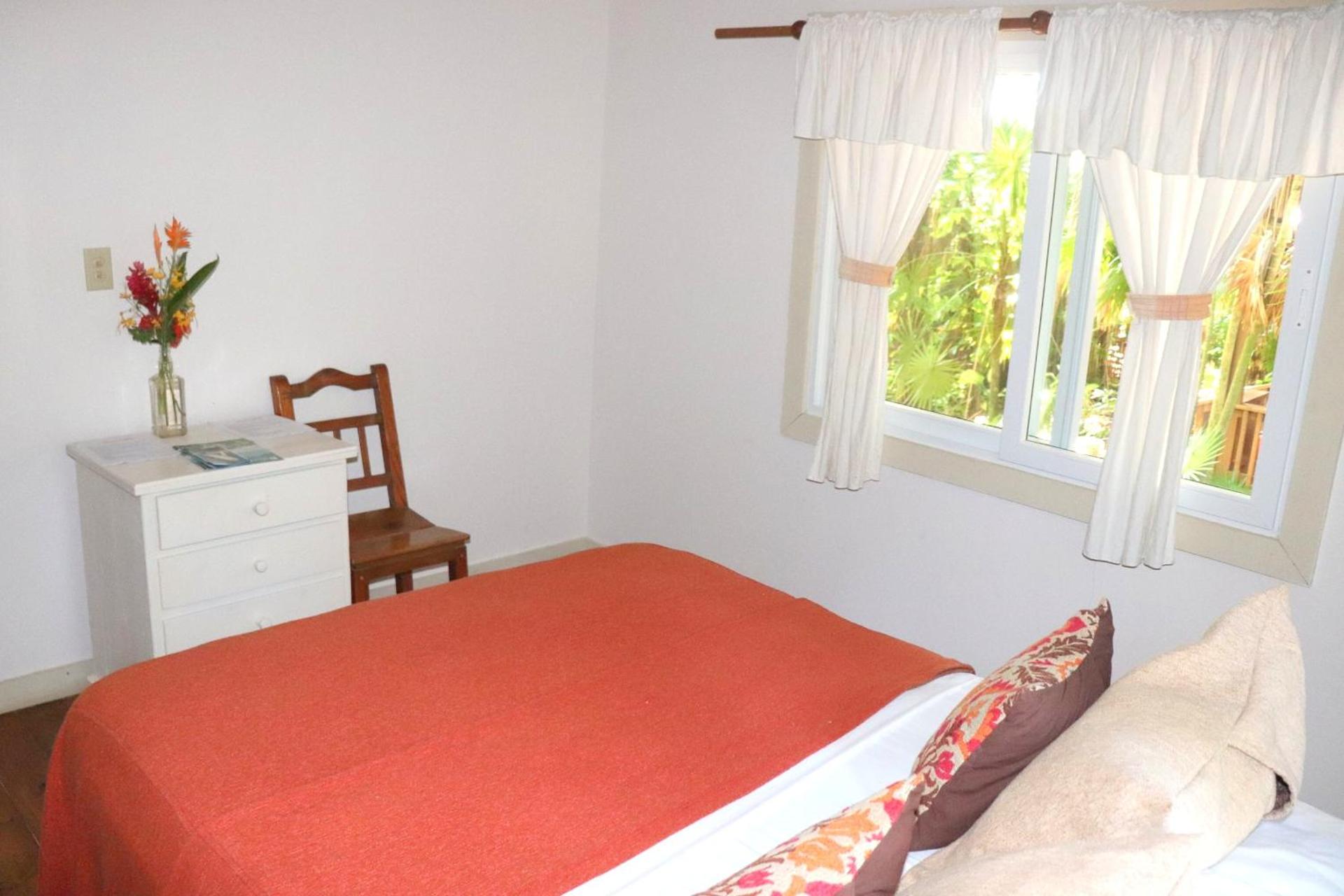 Posada Arco Iris, West End - Photo 38