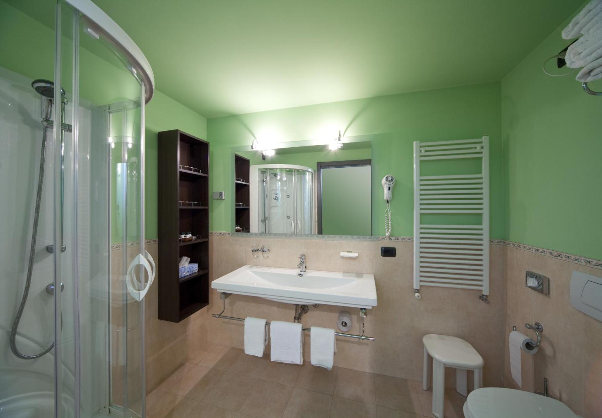 Hotel Marzia - Photo 40