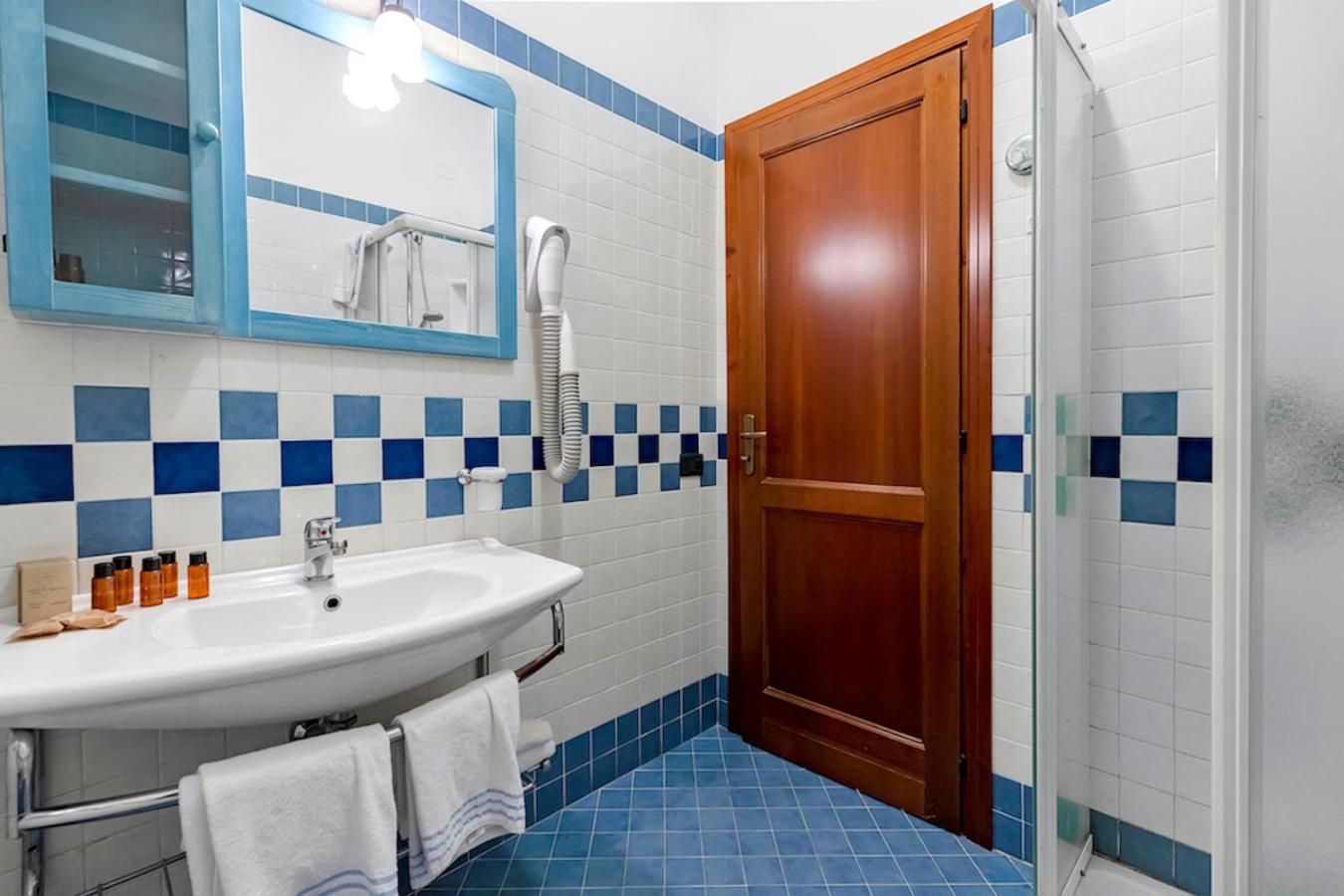 Villaggio Cala Mancina - Photo 39