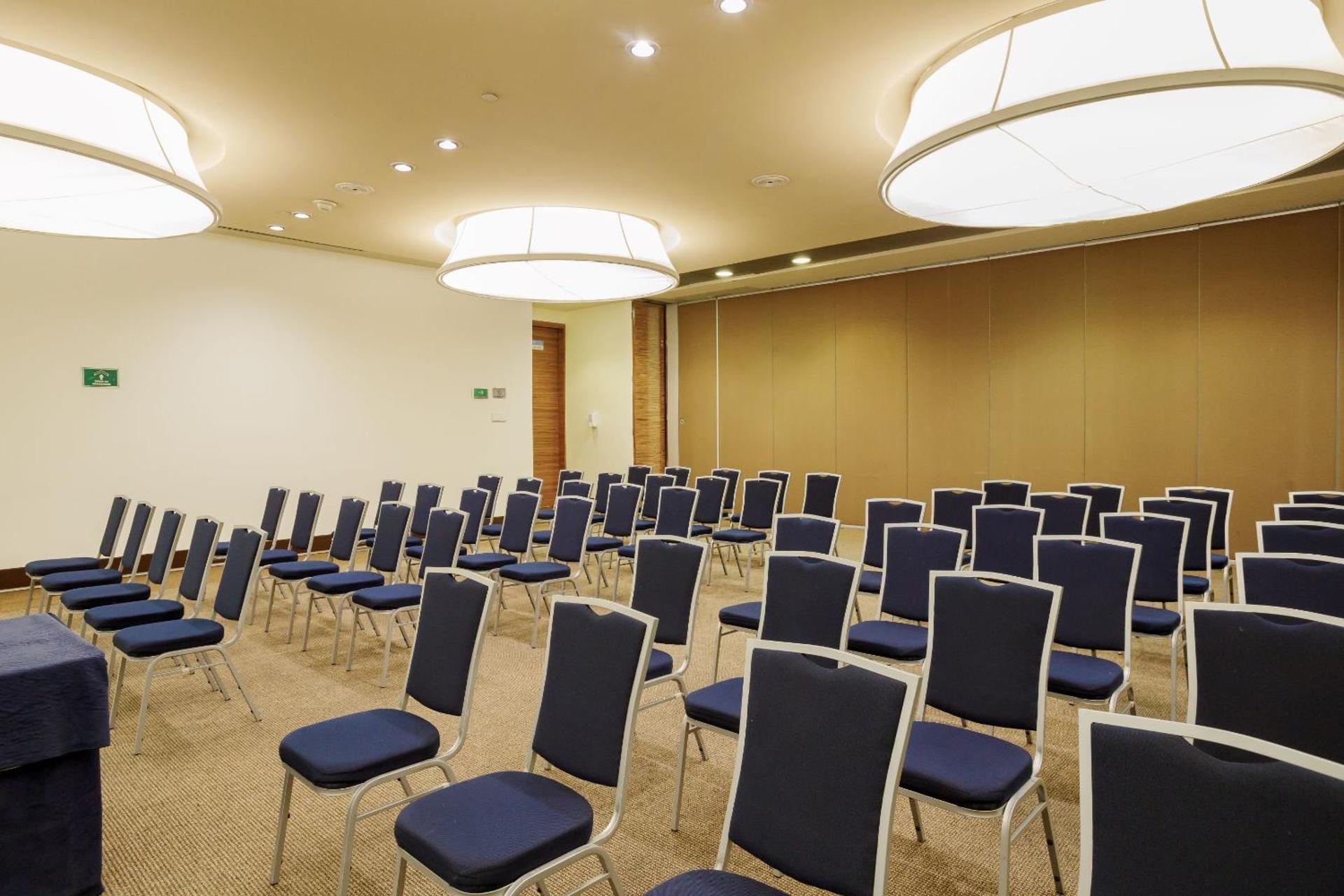 Barceló México Santa Fe - Photo 18