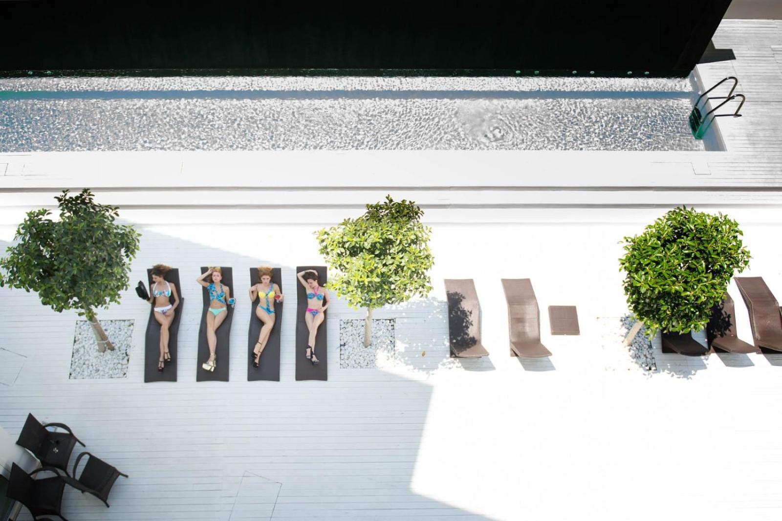 White Hotel - Photo 111