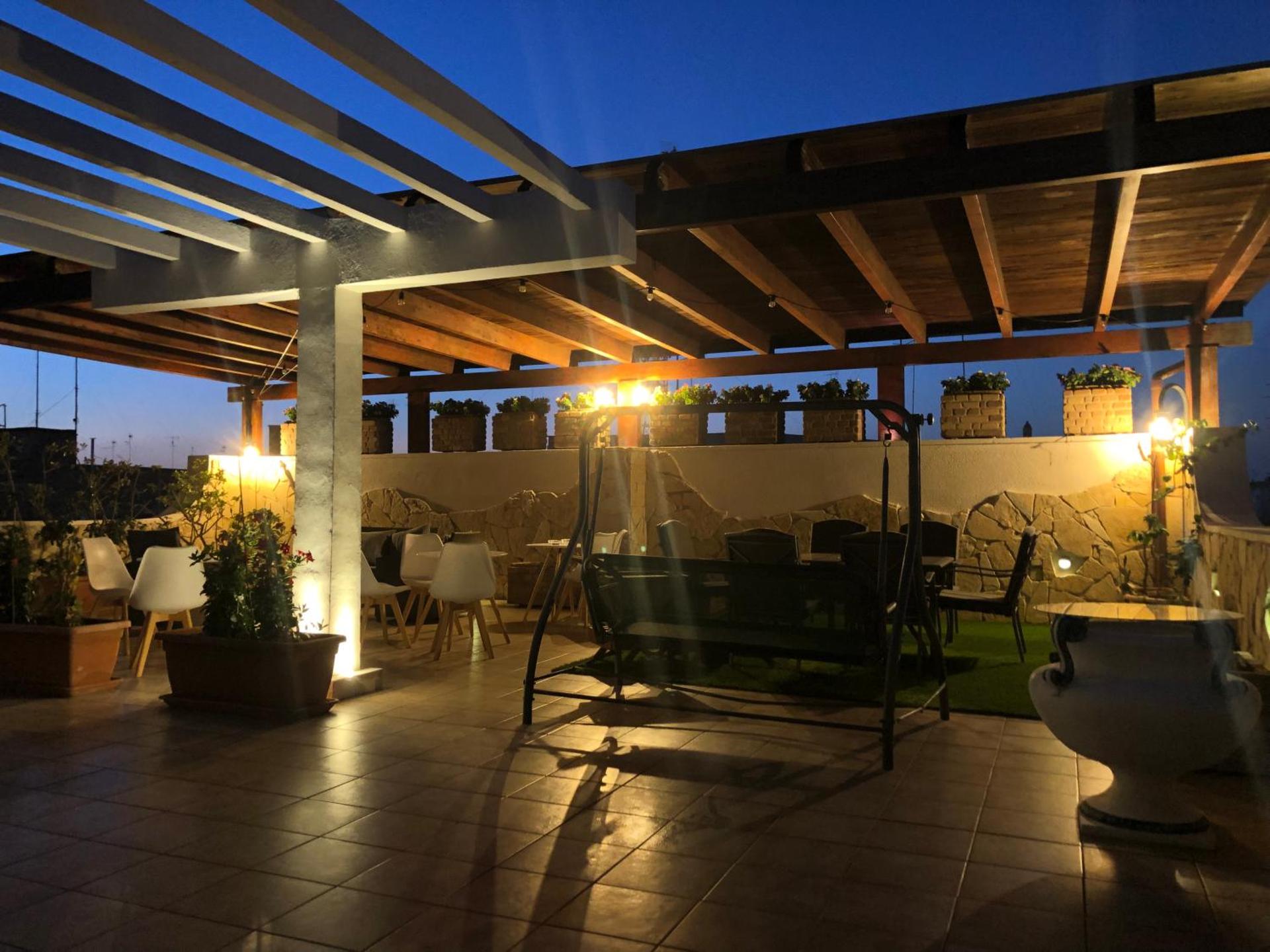 Aurora Rooms - Photo 14