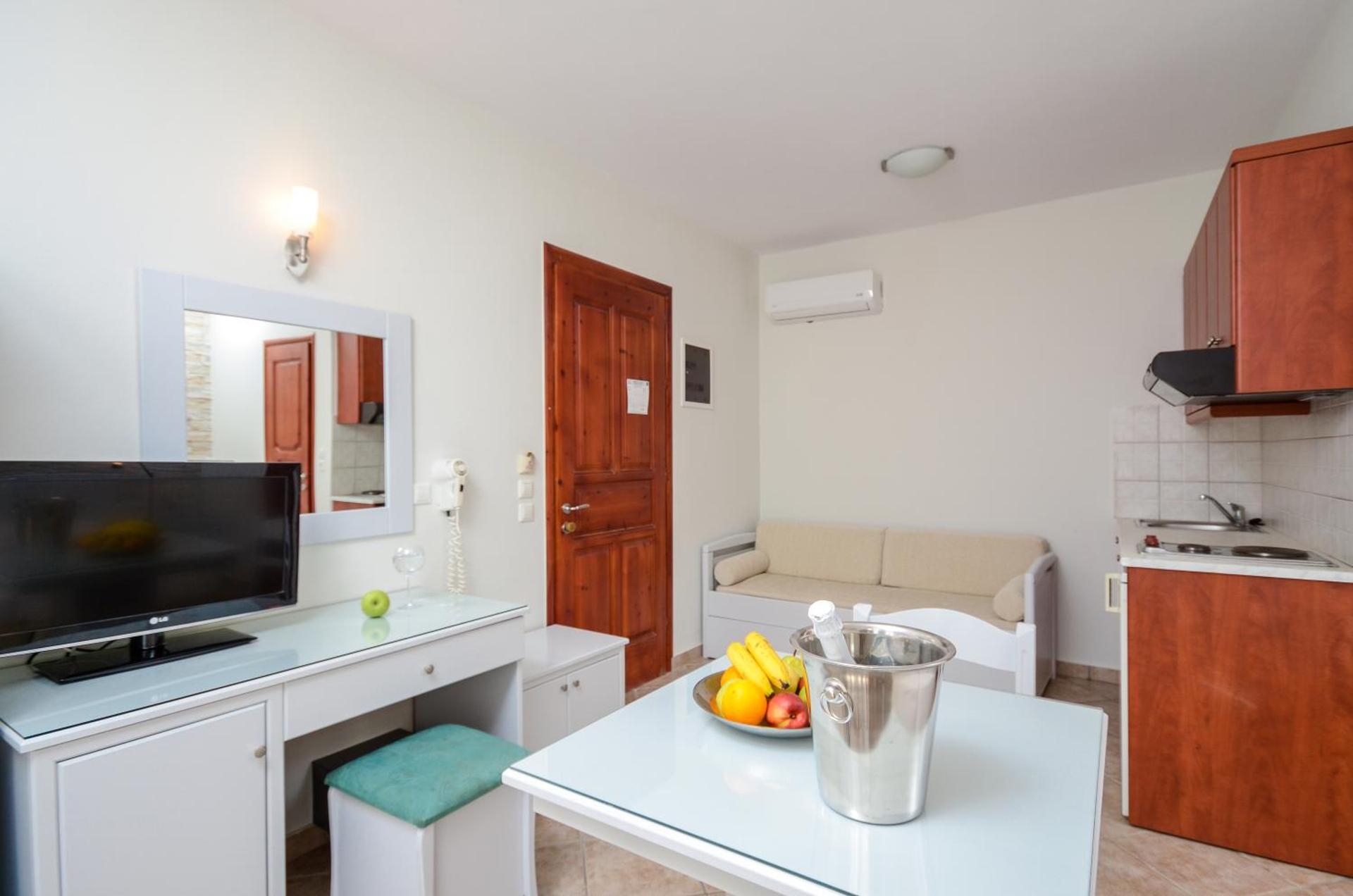 Plaka Hotel I - Photo 83