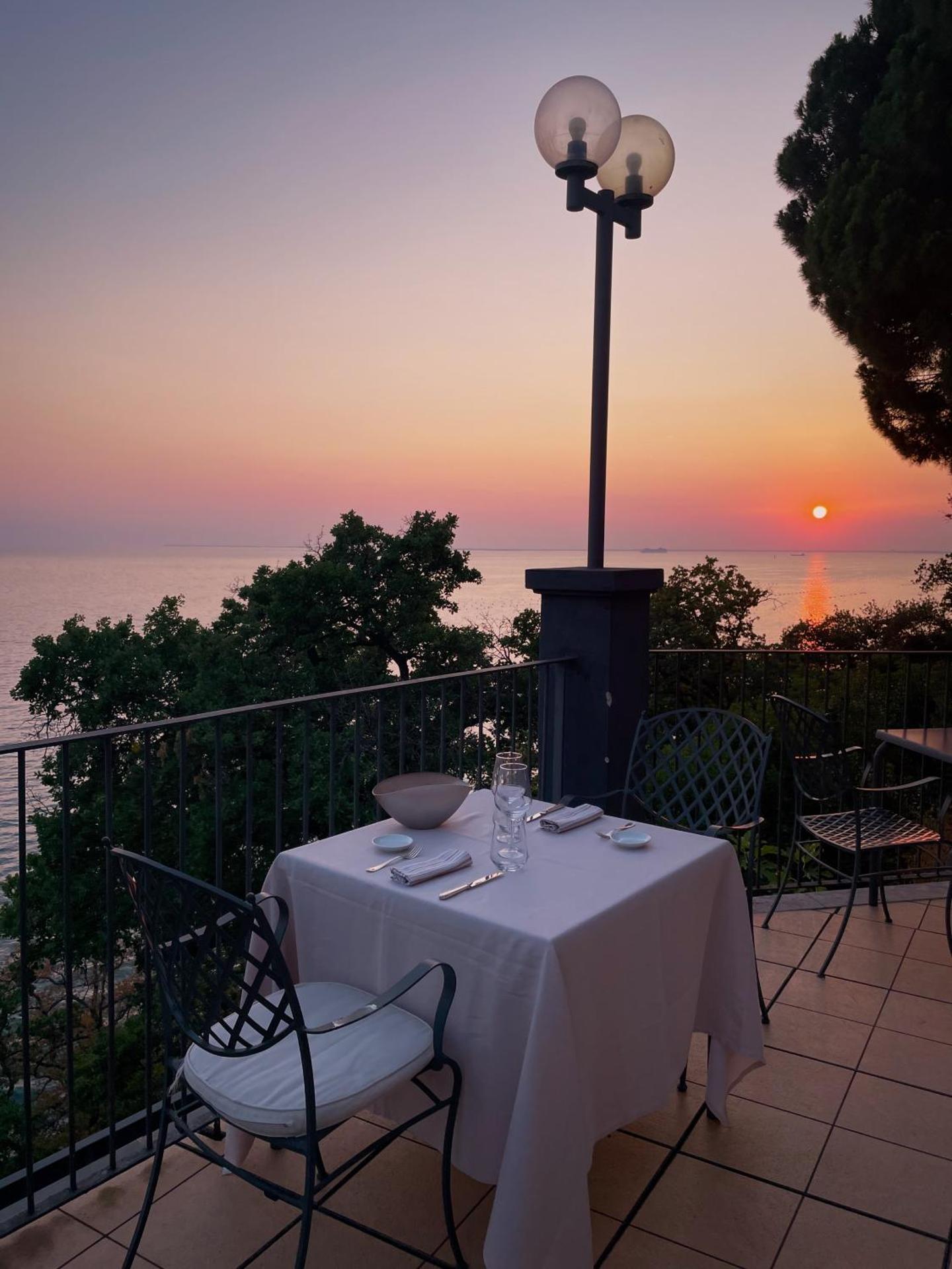 Hotel Riviera & Maximilian's - Photo 109