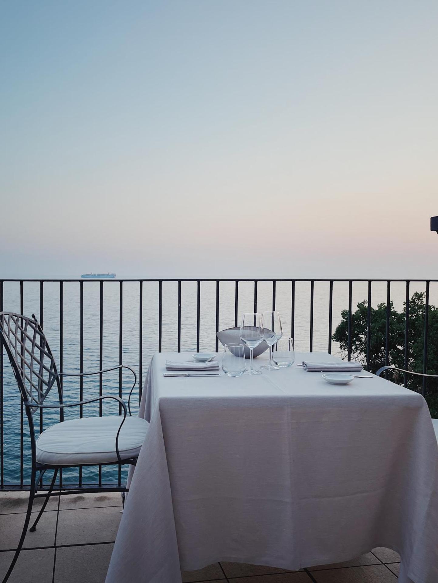 Hotel Riviera & Maximilian's - Photo 110