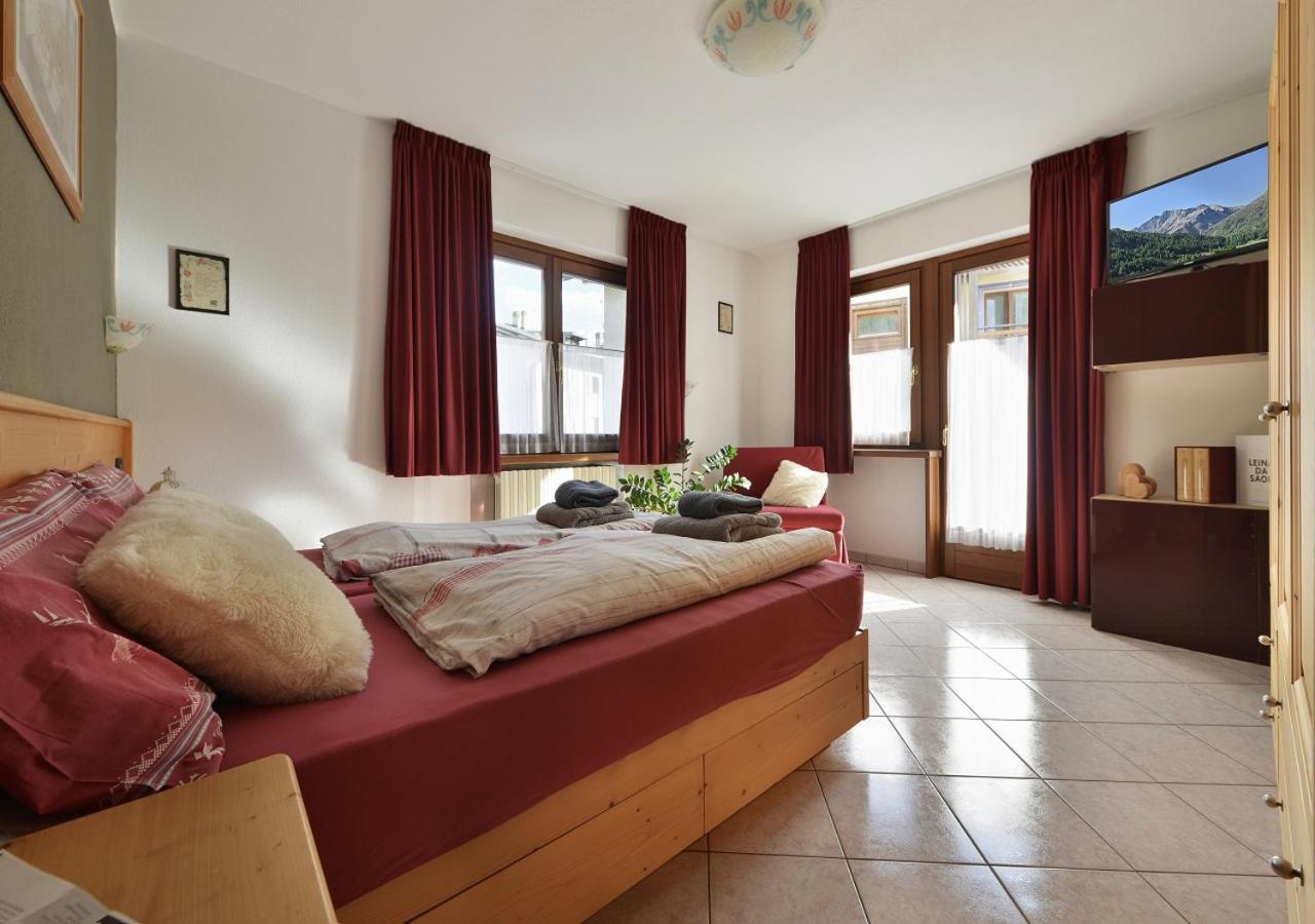 Two-Bedroom Apartment - Photo 3