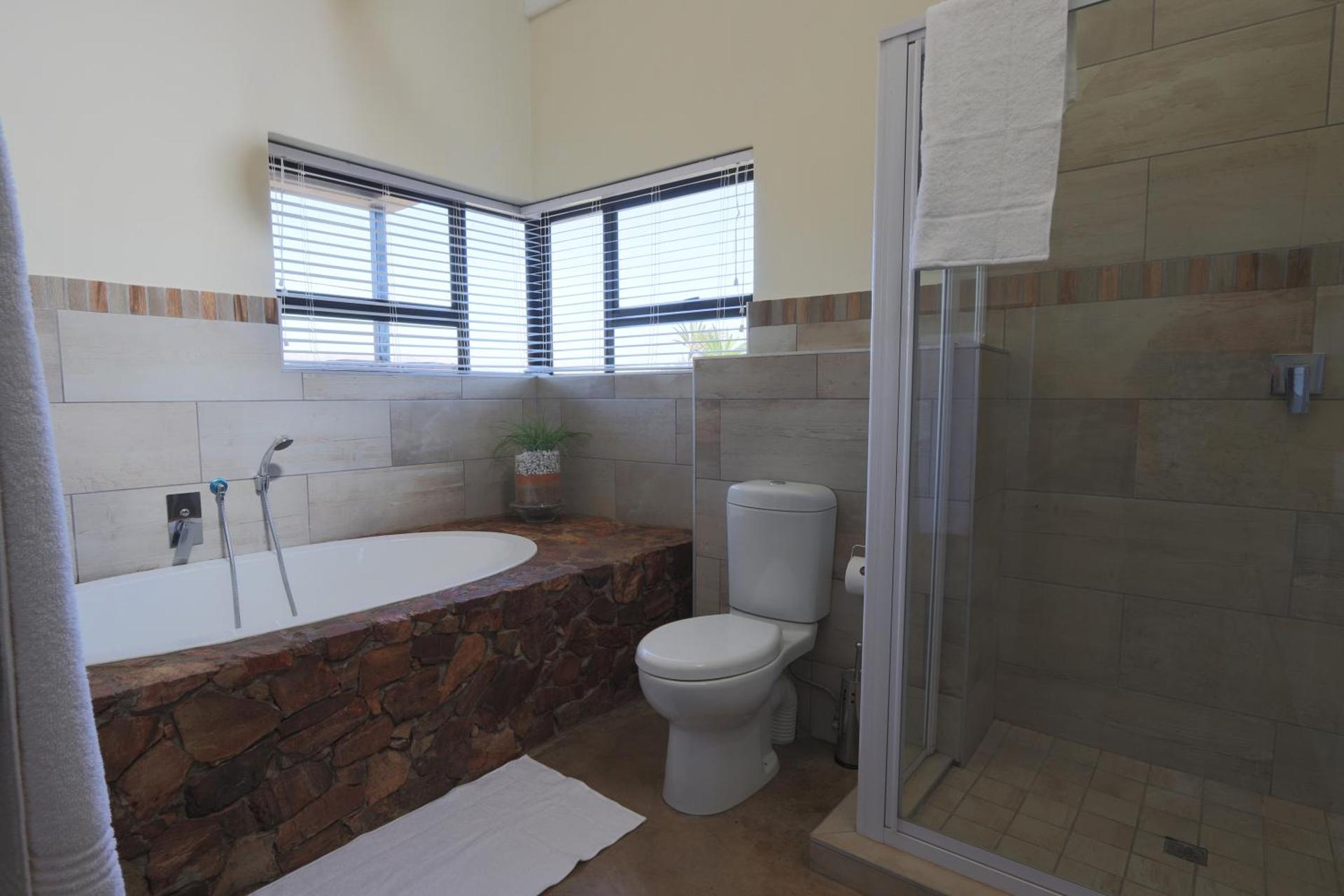 Seasons Golf, Leisure, Spa - Photo 128