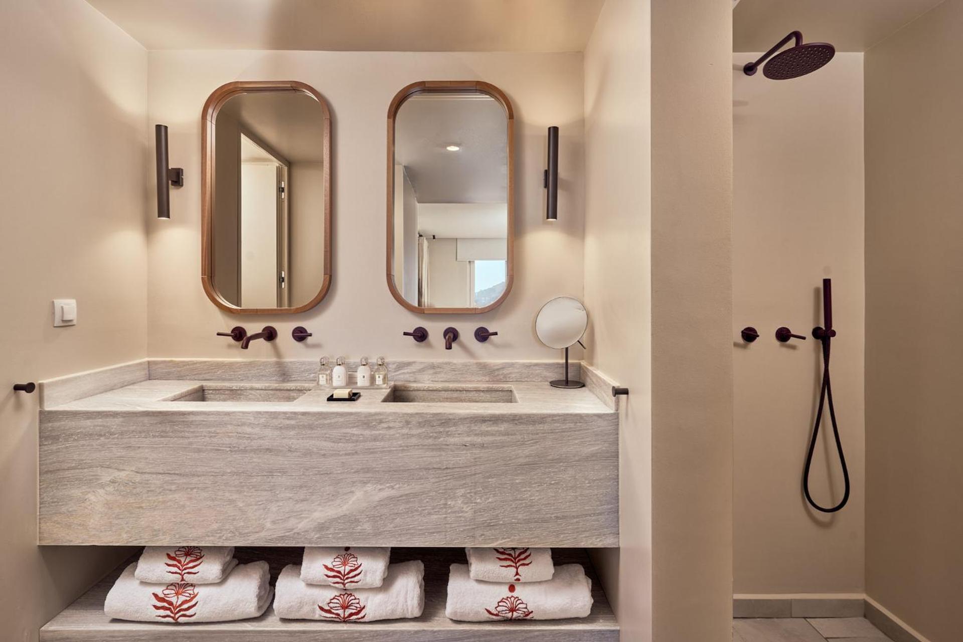 Mykonos Theoxenia, a Member of Design Hotels - Photo 91