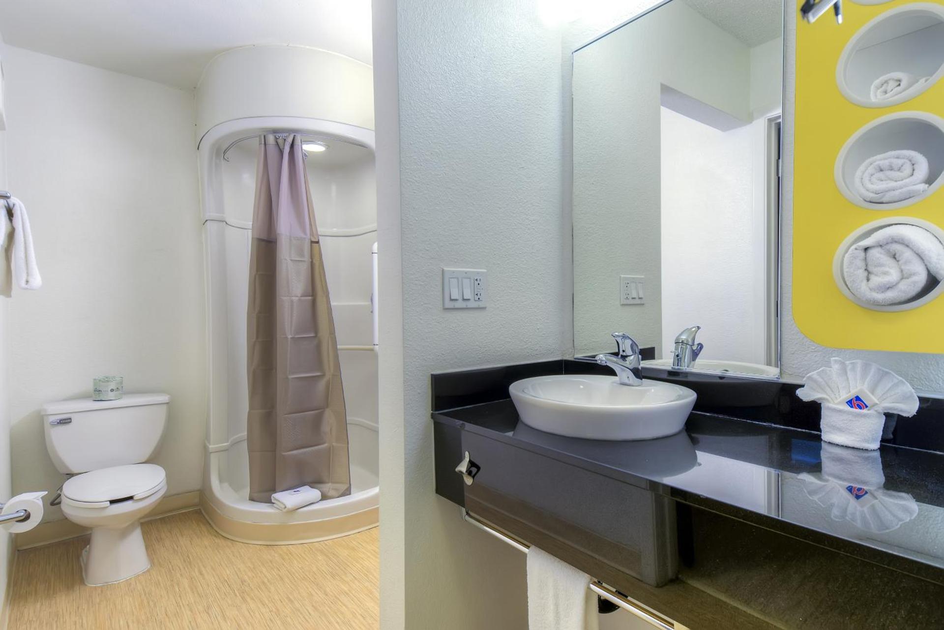 Studio 6 Suites Las Vegas, NV - Tropicana - Photo 47