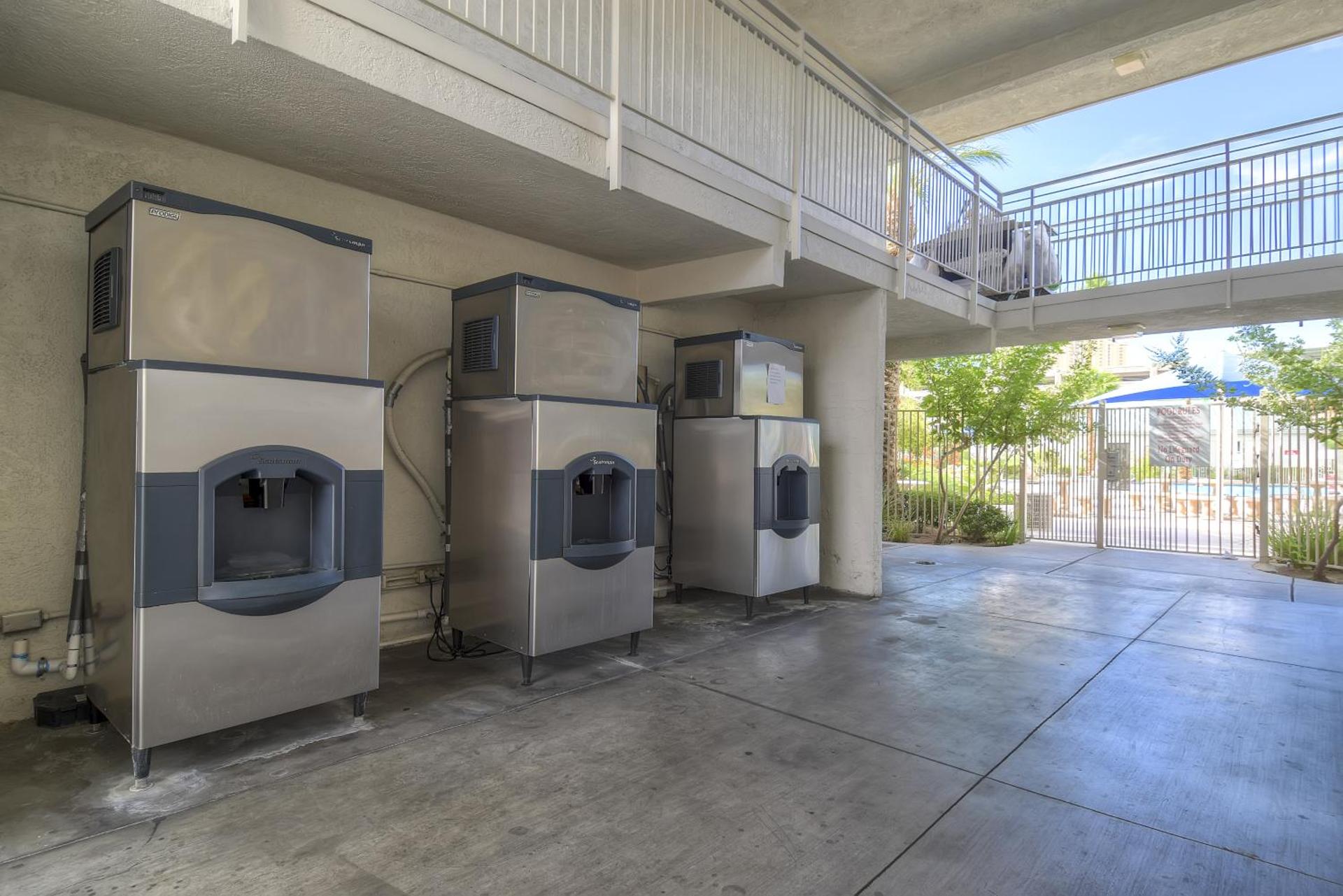 Studio 6 Suites Las Vegas, NV - Tropicana - Photo 24