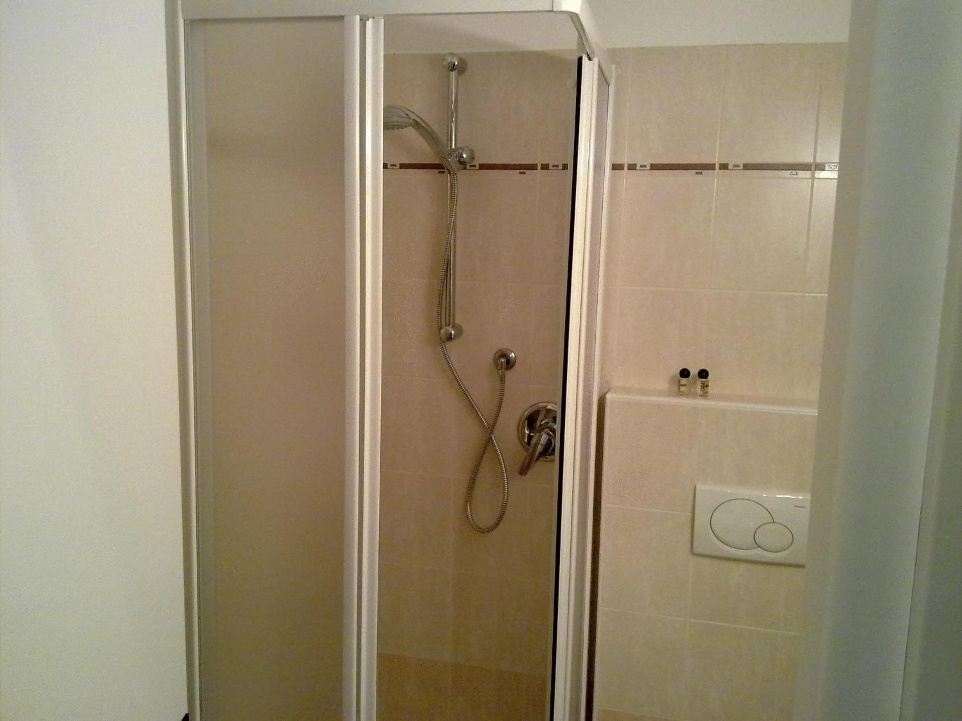 Hotel Lauro - Photo 35