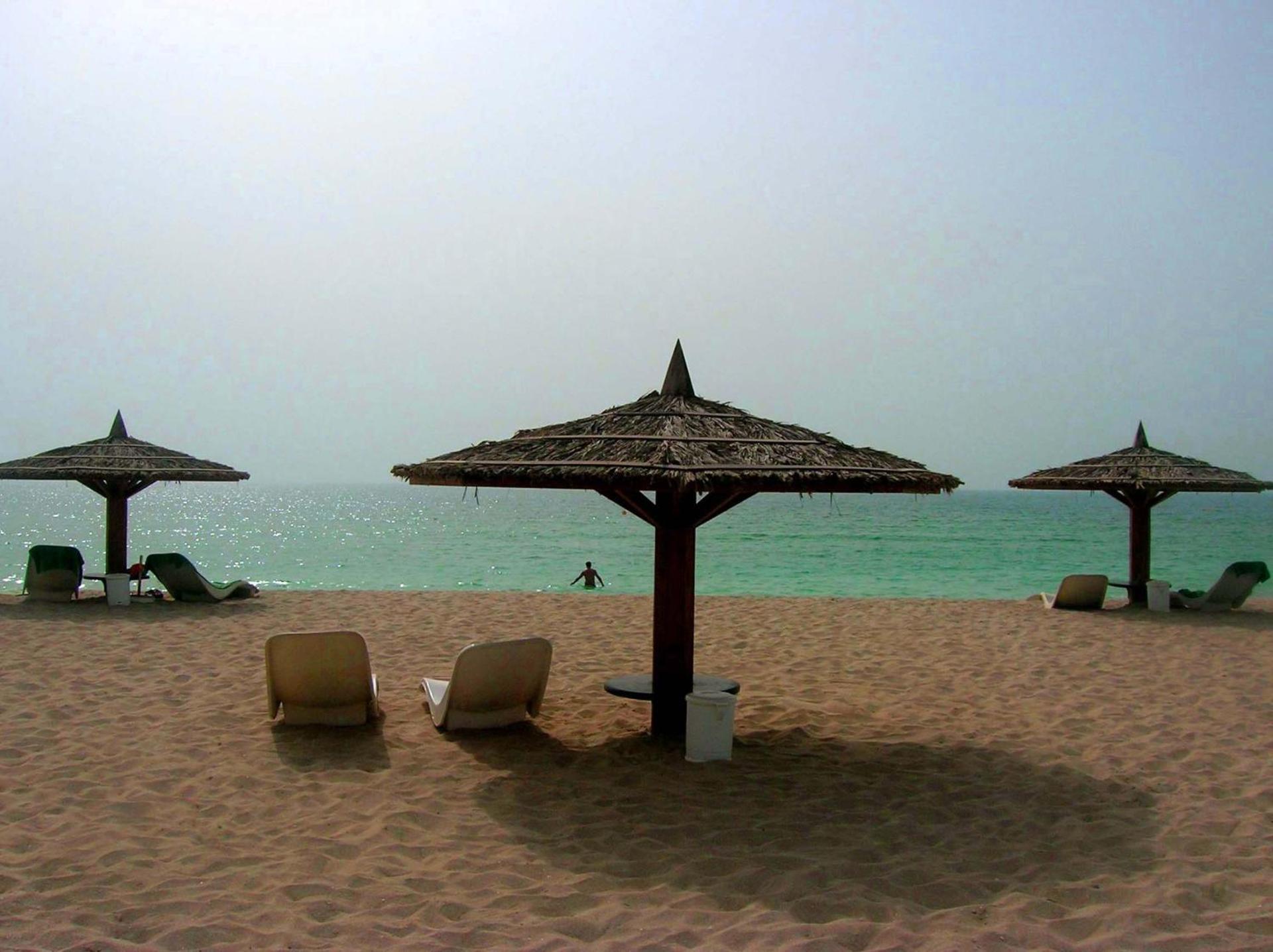 Sharjah Carlton Hotel - Photo 50