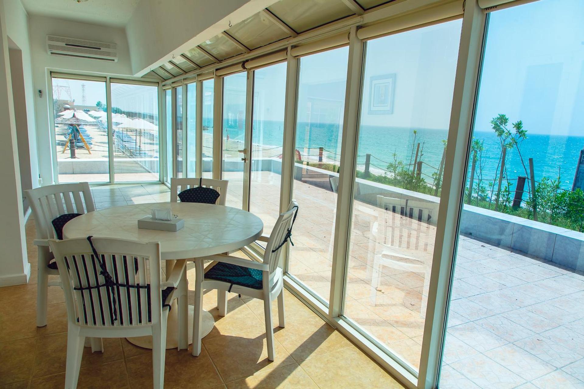 Sharjah Carlton Hotel - Photo 23