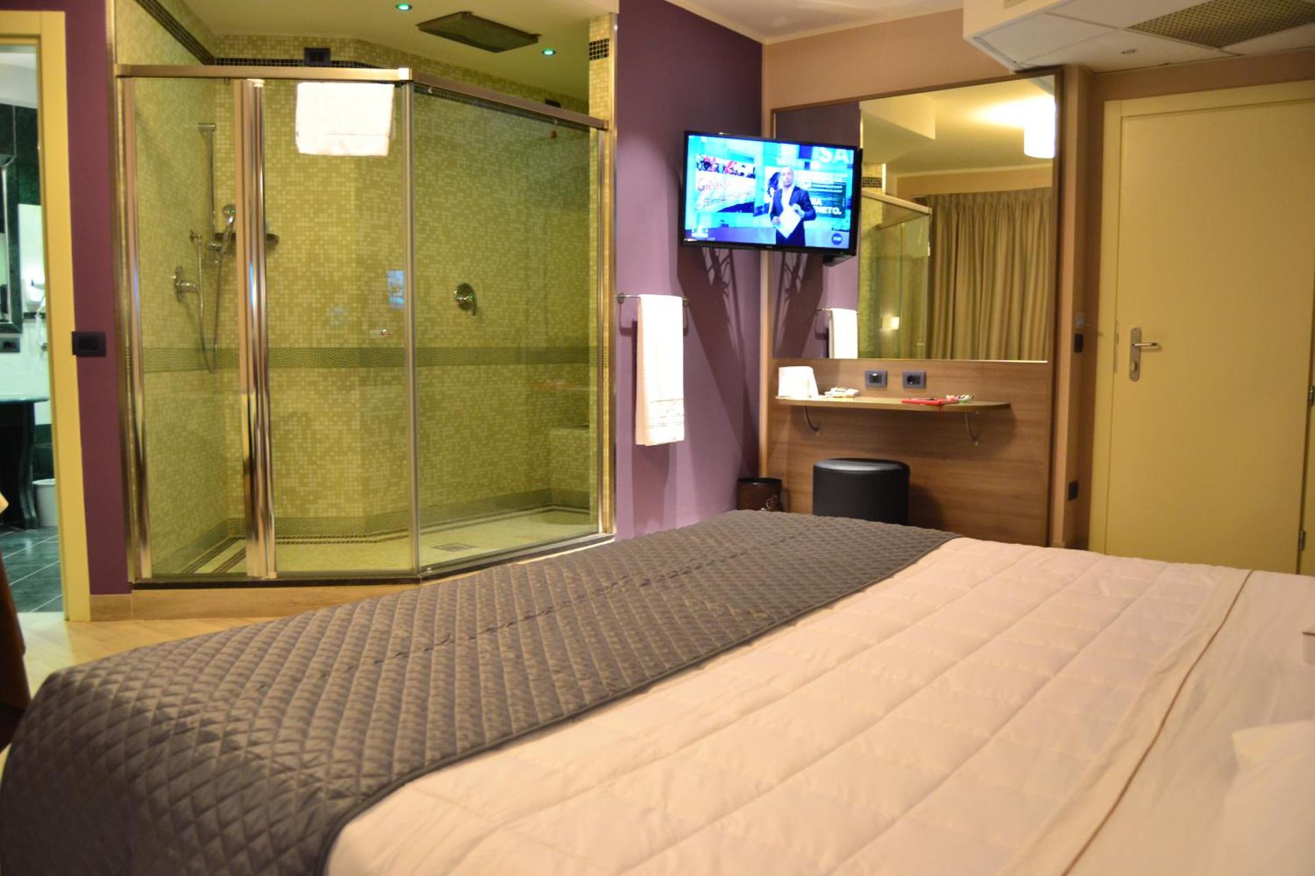 Hotel Motel 2 - Photo 80