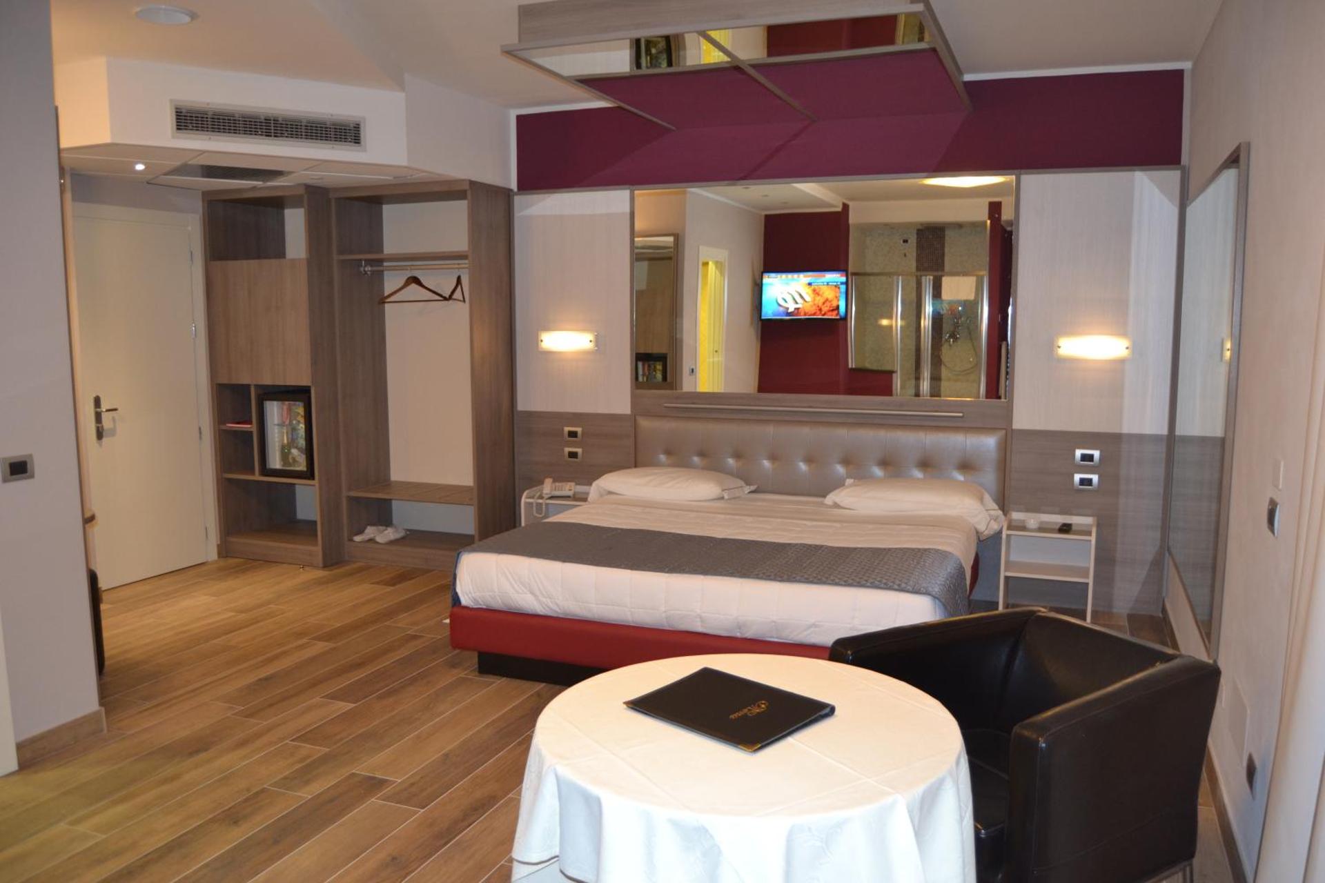 Hotel Motel 2 - Photo 79