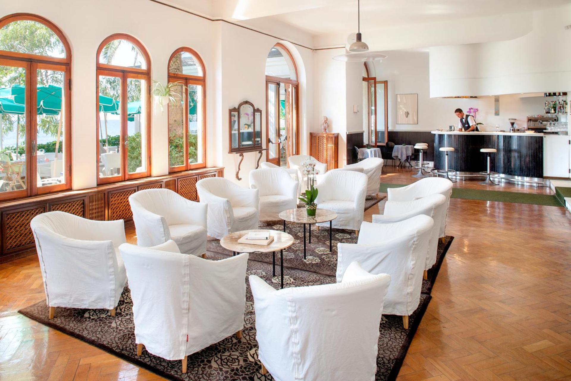 Hotel Beau Sejour - Photo 22