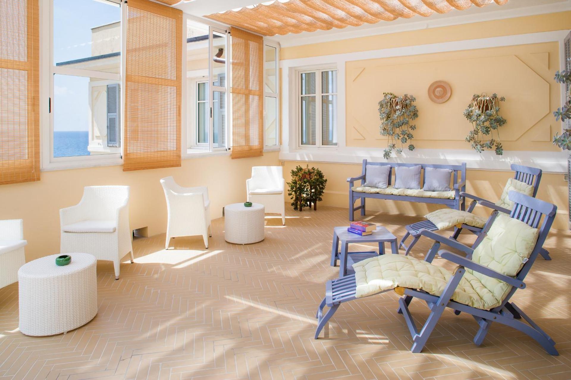 Hotel Beau Sejour - Photo 16