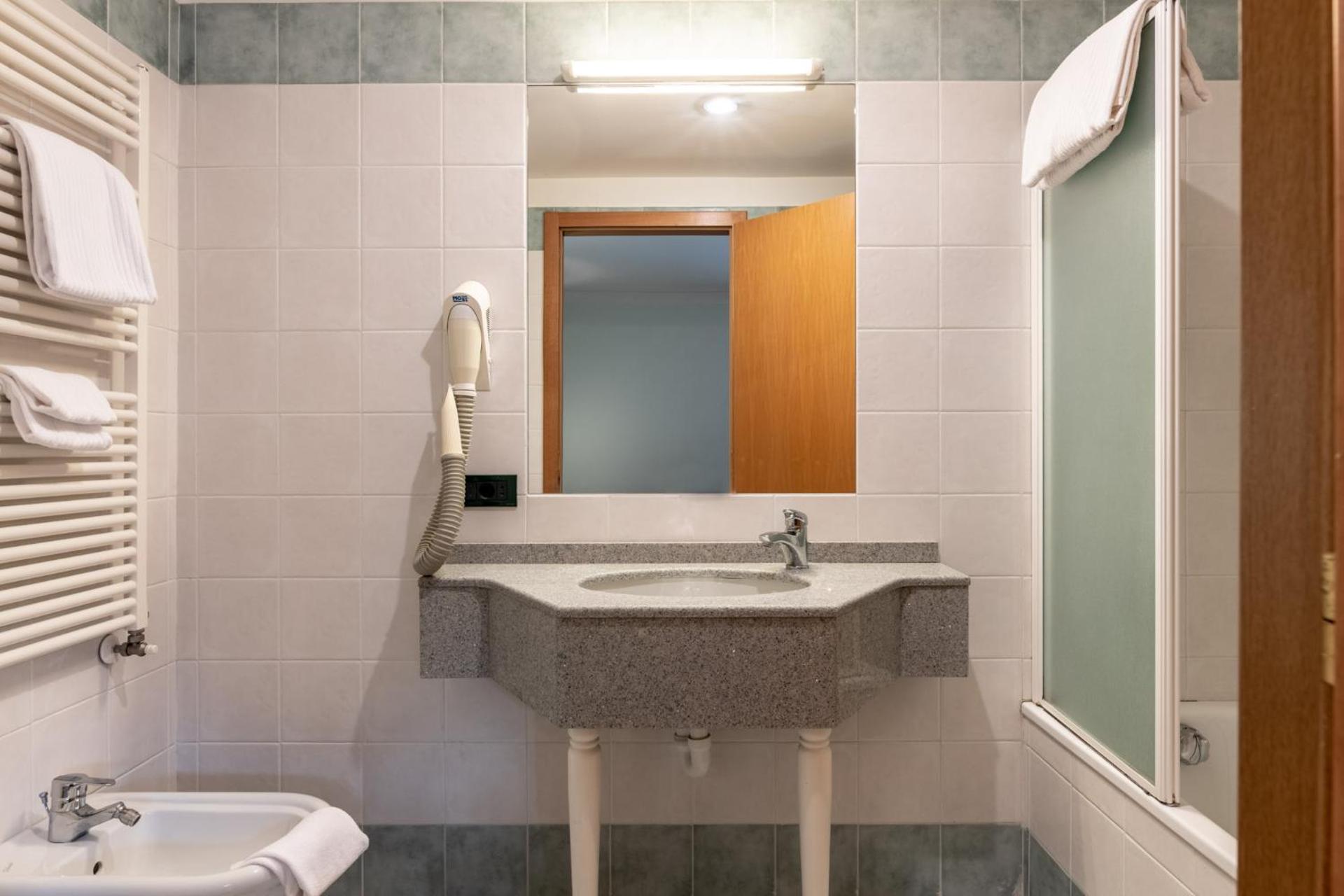 Club Hotel Tenno - Photo 16